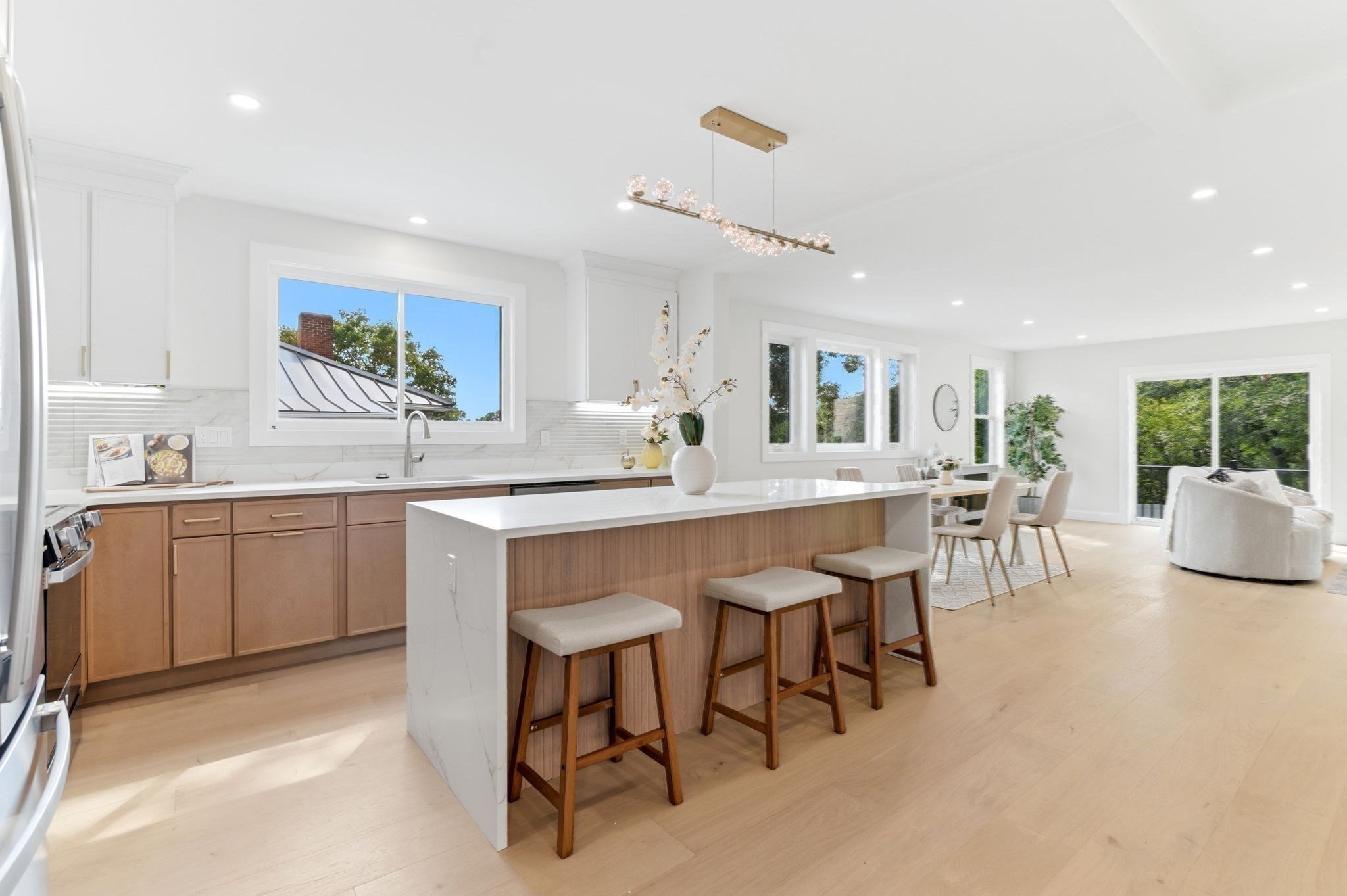 8 Guild St, Medford, MA 02155 - Image 9