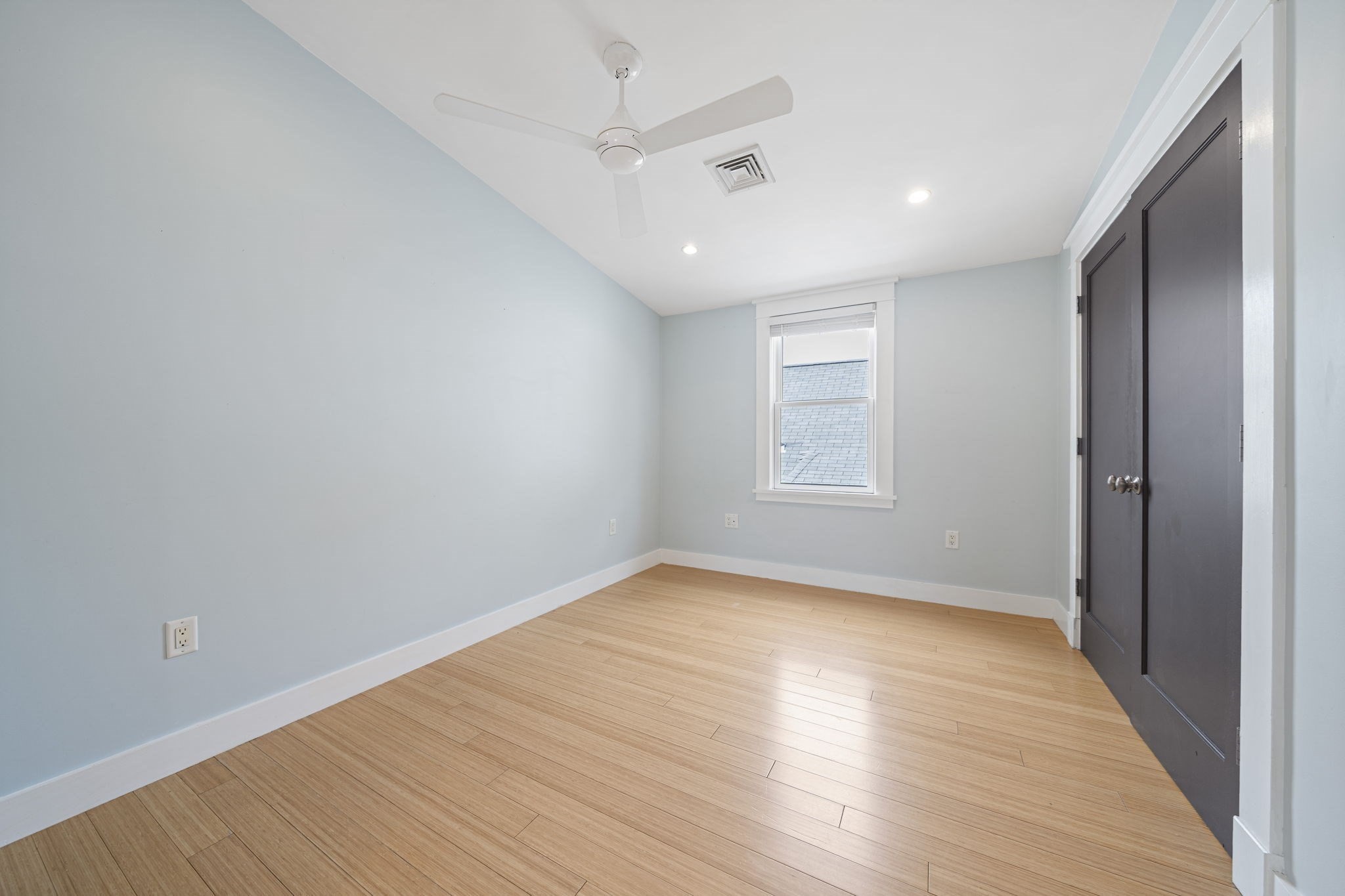23 Cheverus Rd Unit 3, Dorchester, Boston, MA 02124 - Image 12