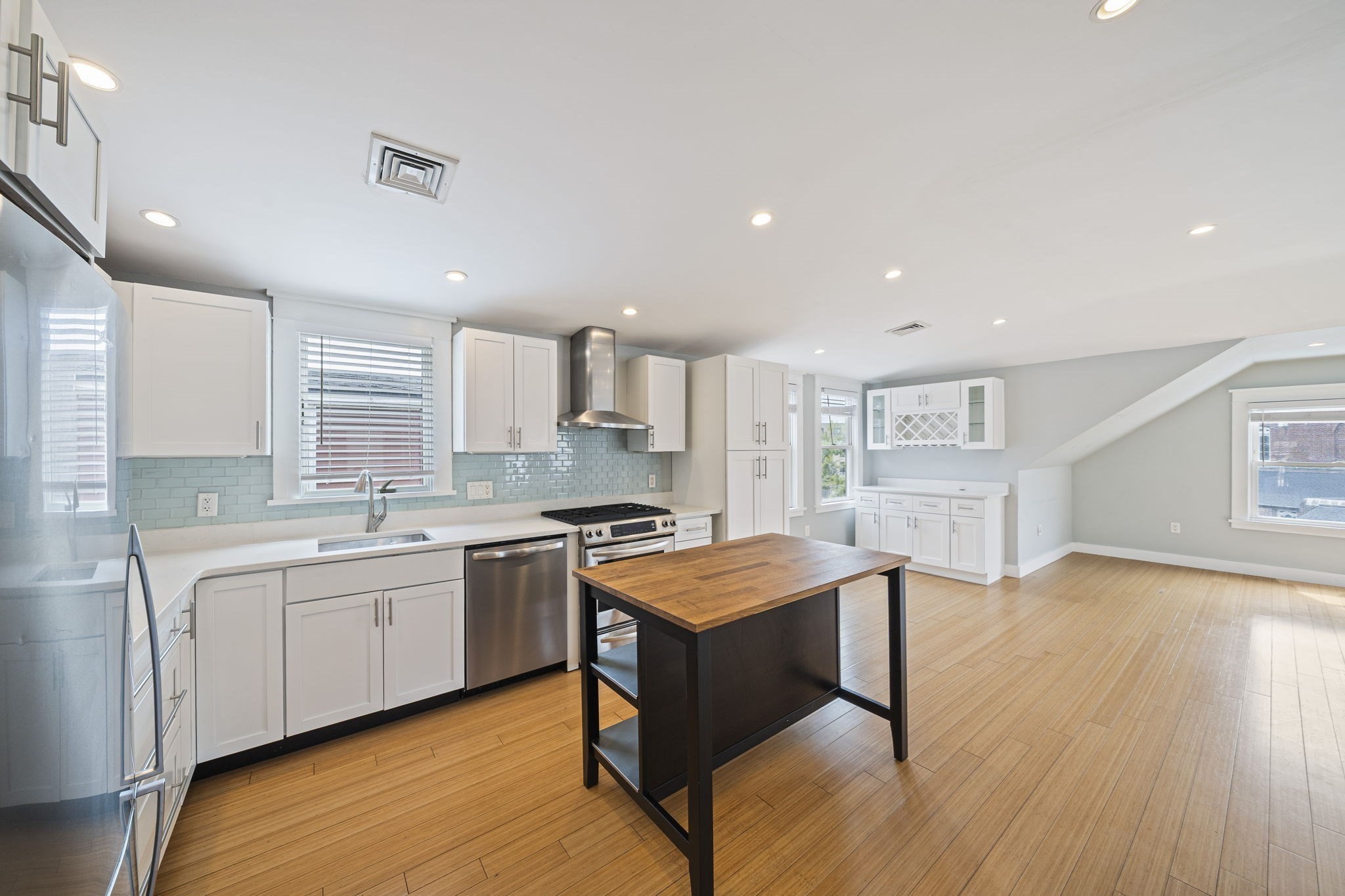 23 Cheverus Rd Unit 3, Dorchester, Boston, MA 02124 - Image 6