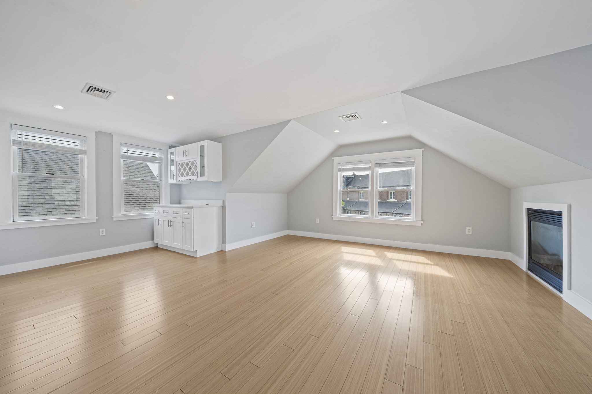 23 Cheverus Rd Unit 3, Dorchester, Boston, MA 02124 - Image 9