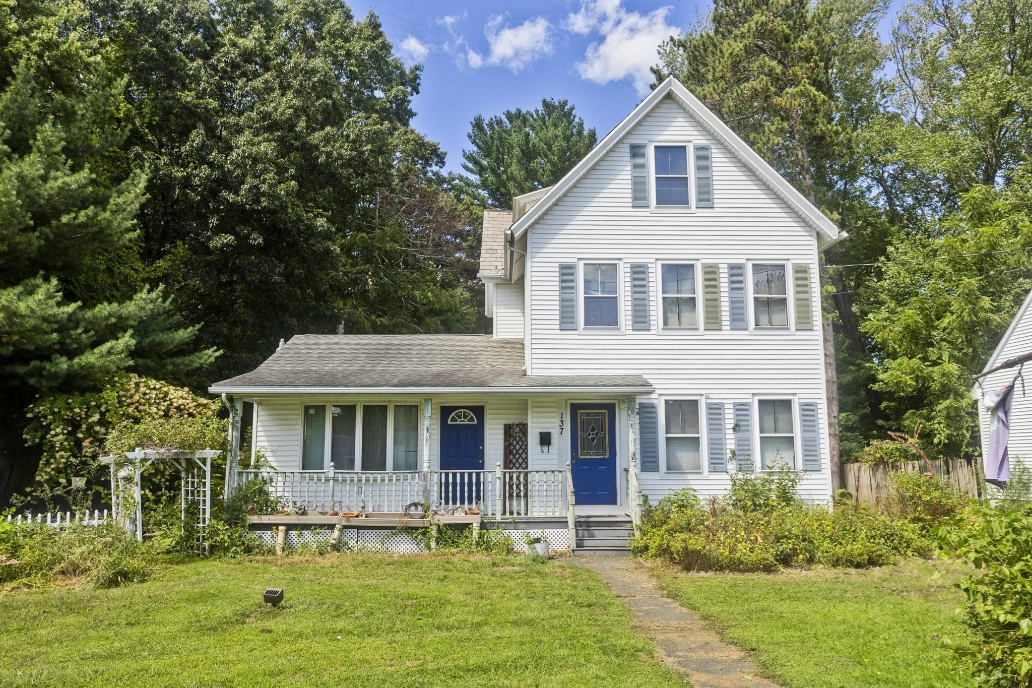 137 Sheridan St., Chicopee, MA 01020