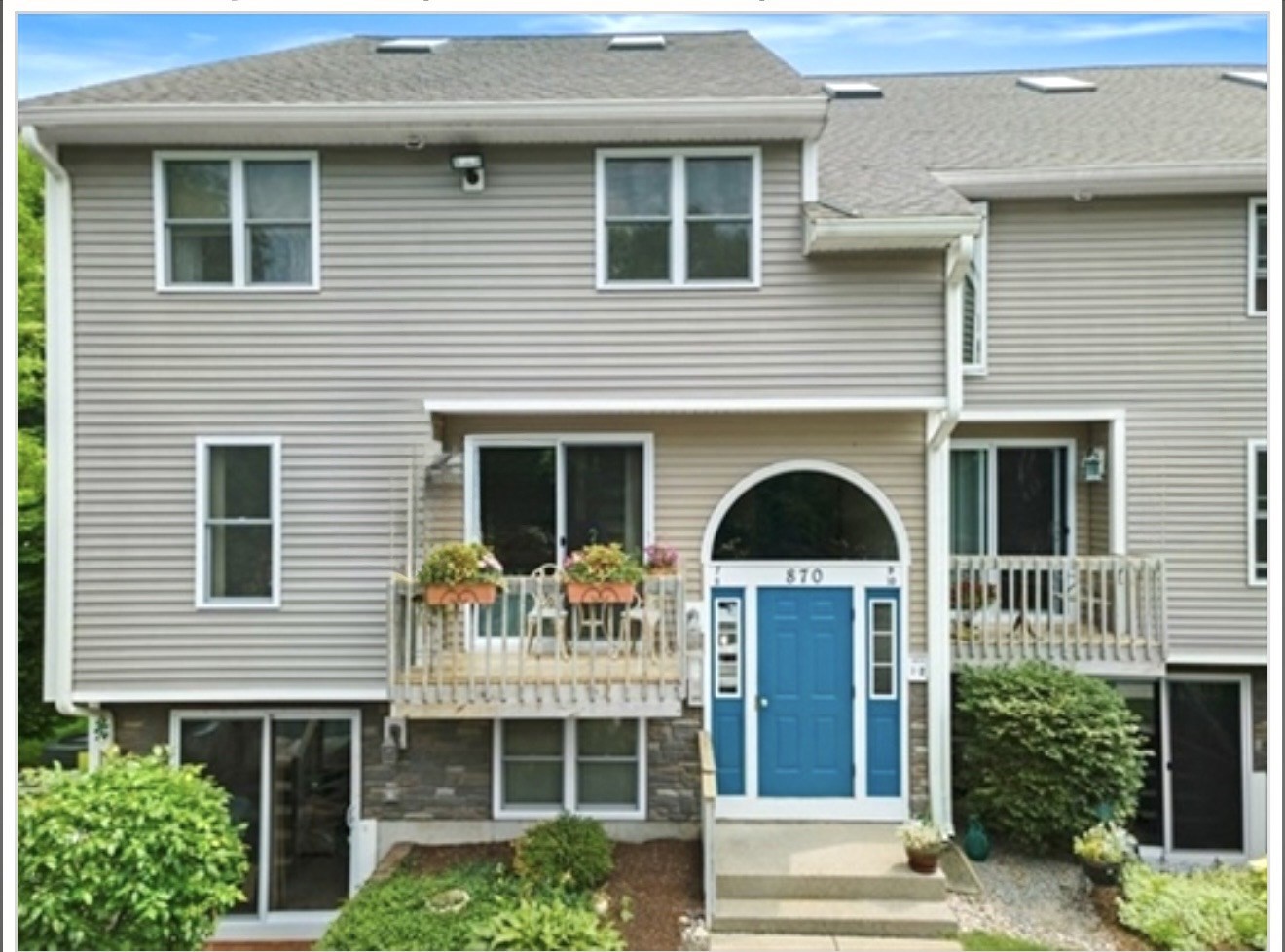 870 Landry Ave Unit 8, North Attleboro, MA 02760