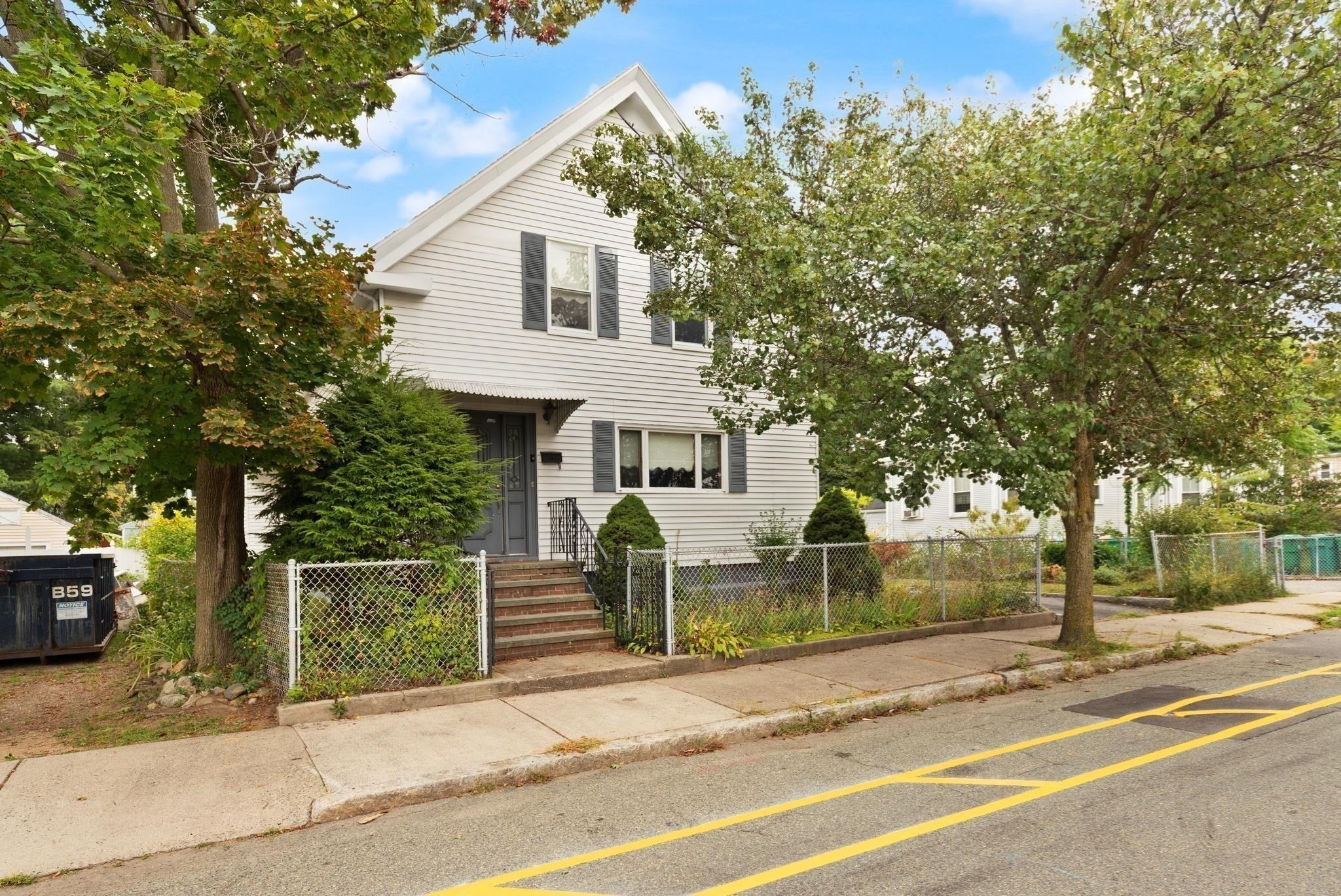 161 Park St, Medford, MA 02155