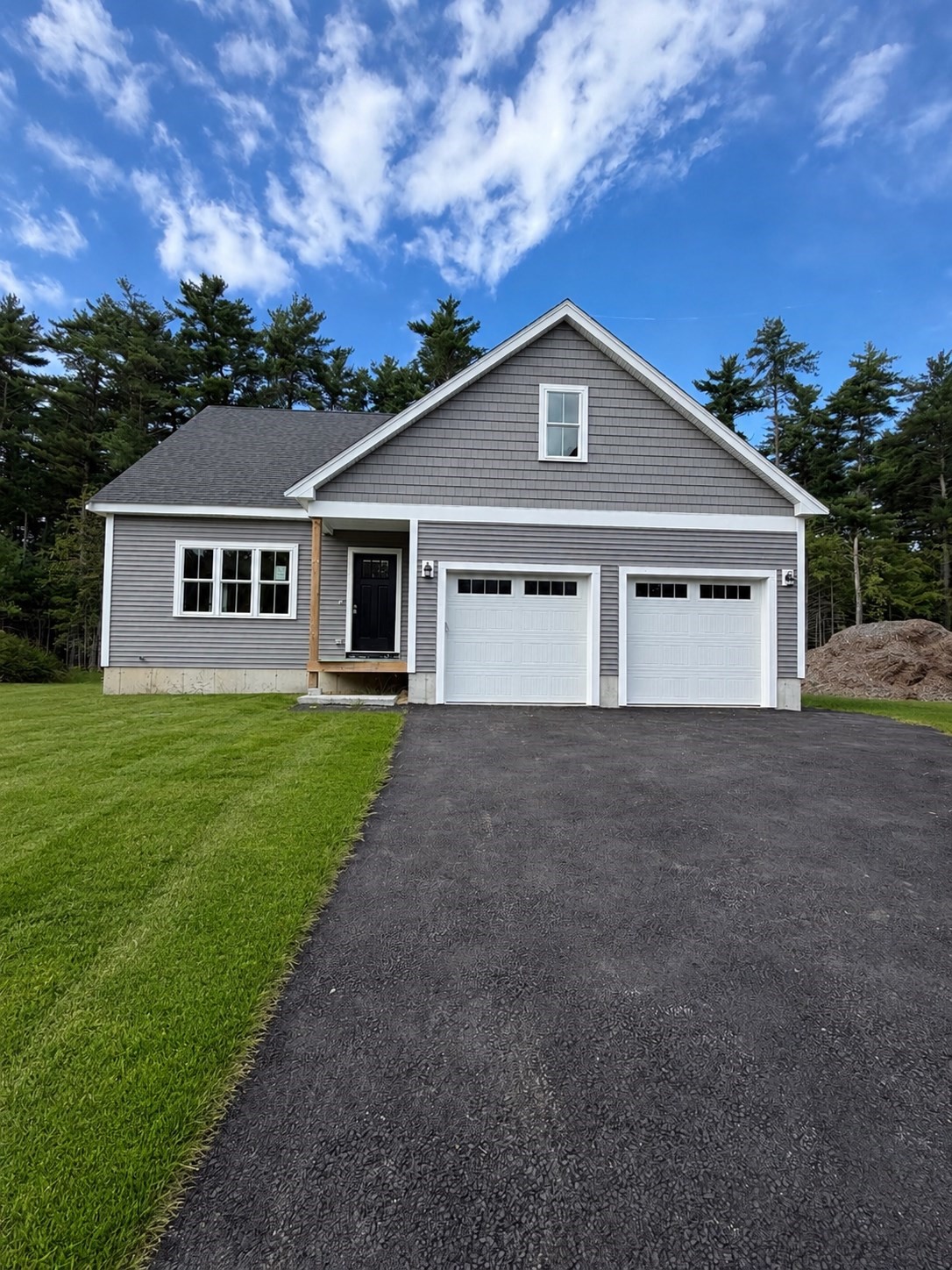 10 Maple Hill Rd, Lakeville, MA 02347