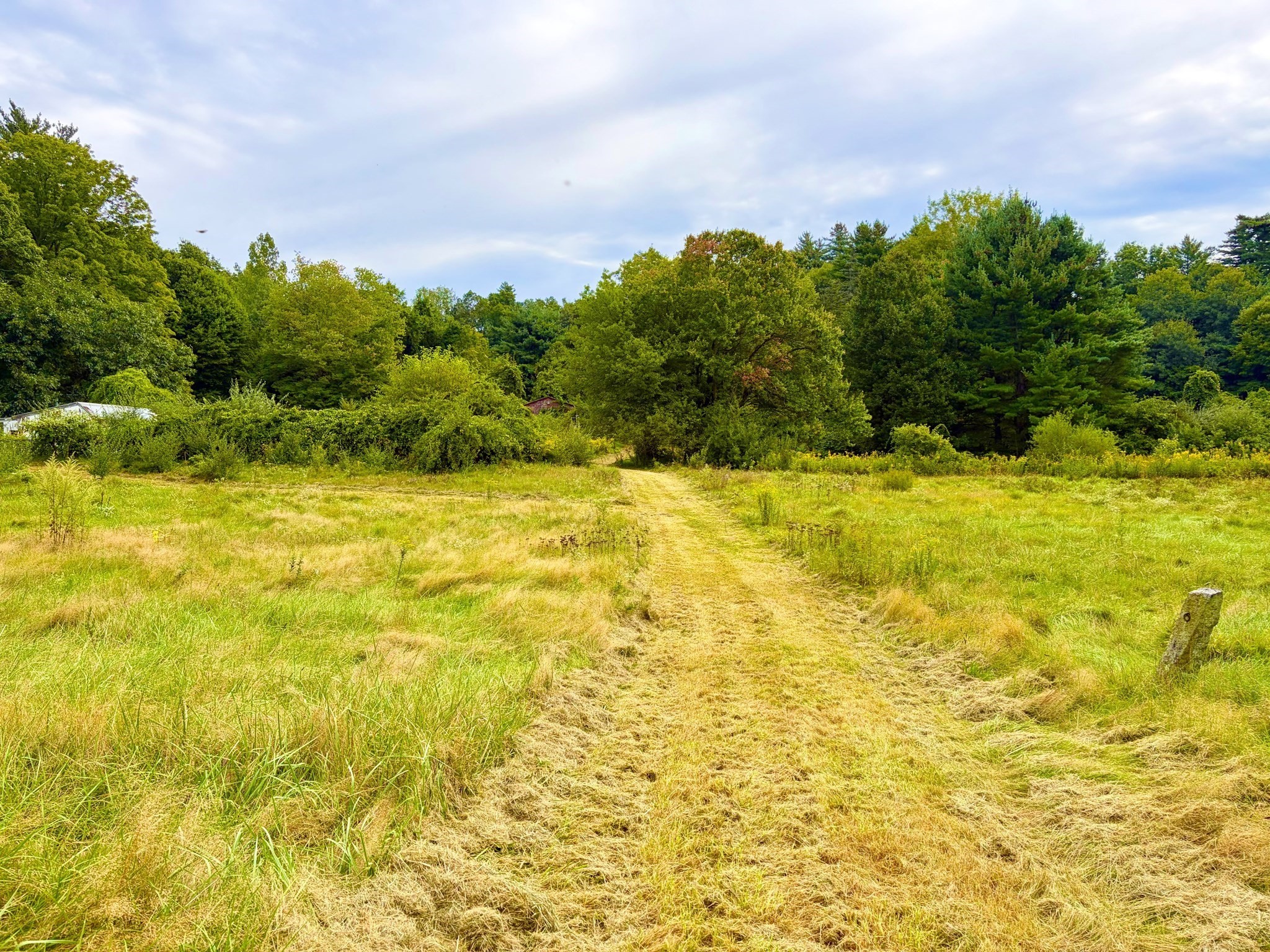 275 Silver St, Monson, MA 01057