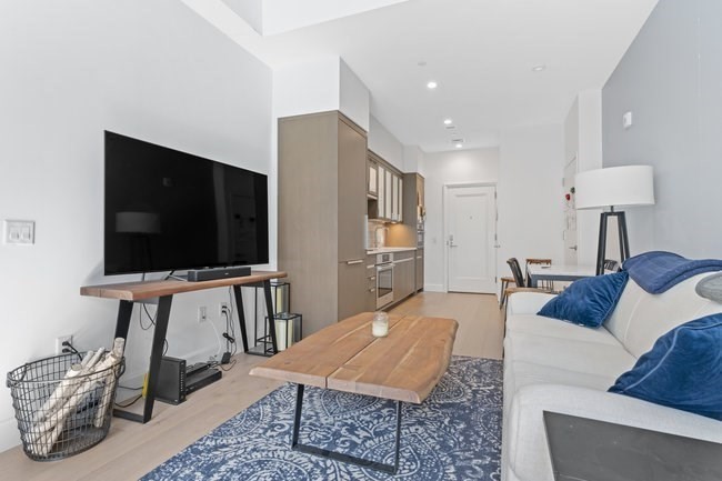 100 Lovejoy Unit 12 Q, West End, Boston, MA 02114 - Image 5