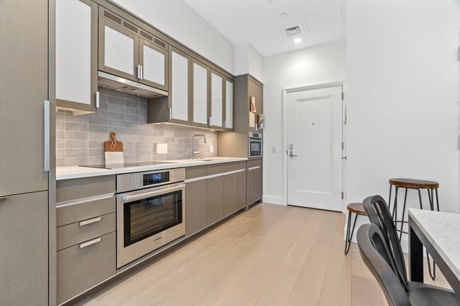 100 Lovejoy Unit 12 Q, West End, Boston, MA 02114 - Image 6