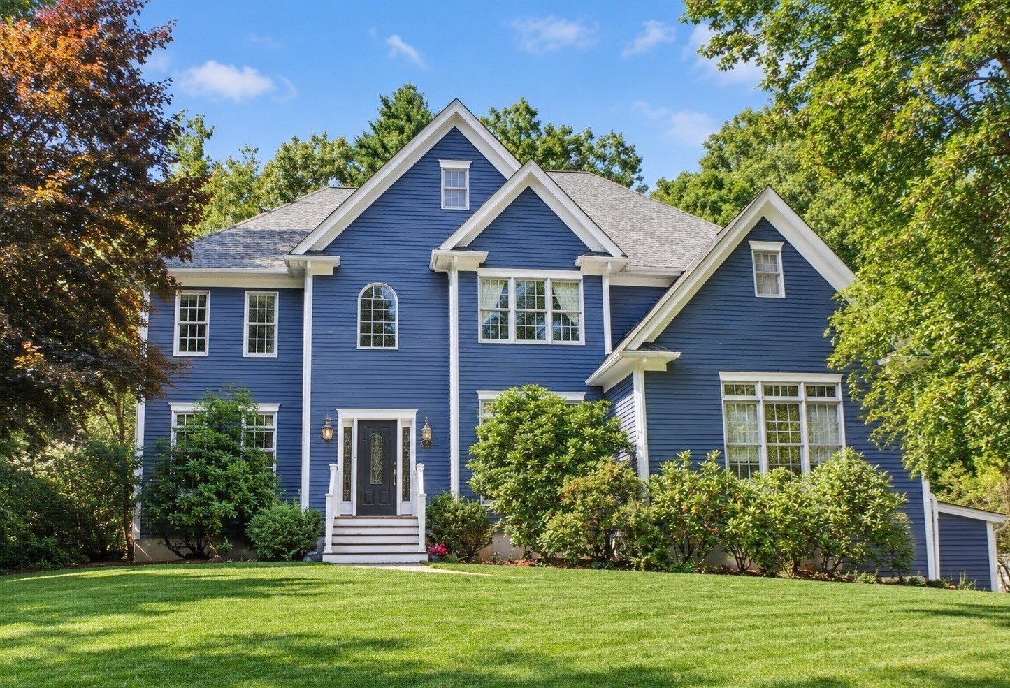 66 Poquanticut Ave, Easton, MA 02356
