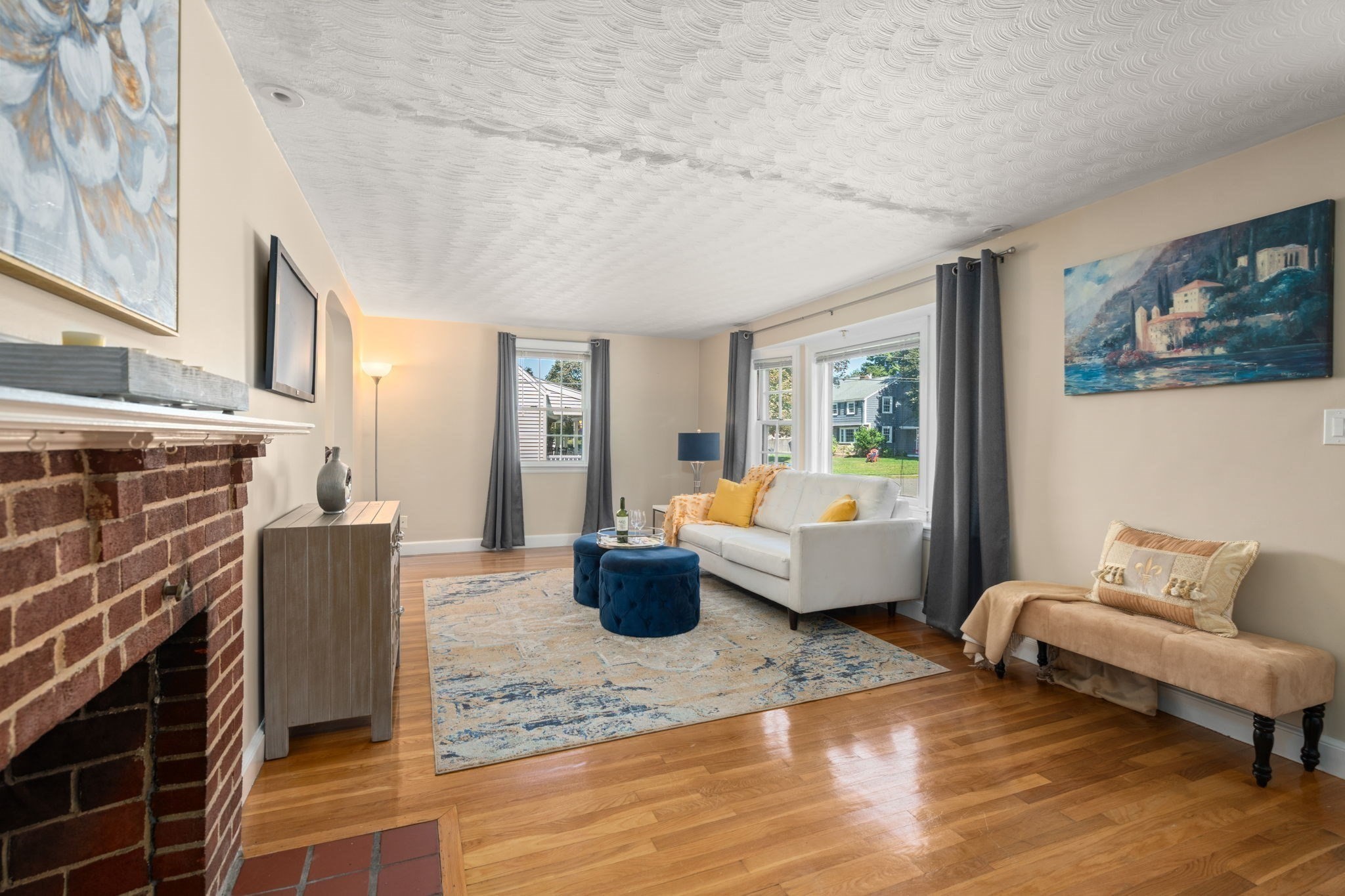 46 Norwich Circle, Medford, MA 02155 - Image 2
