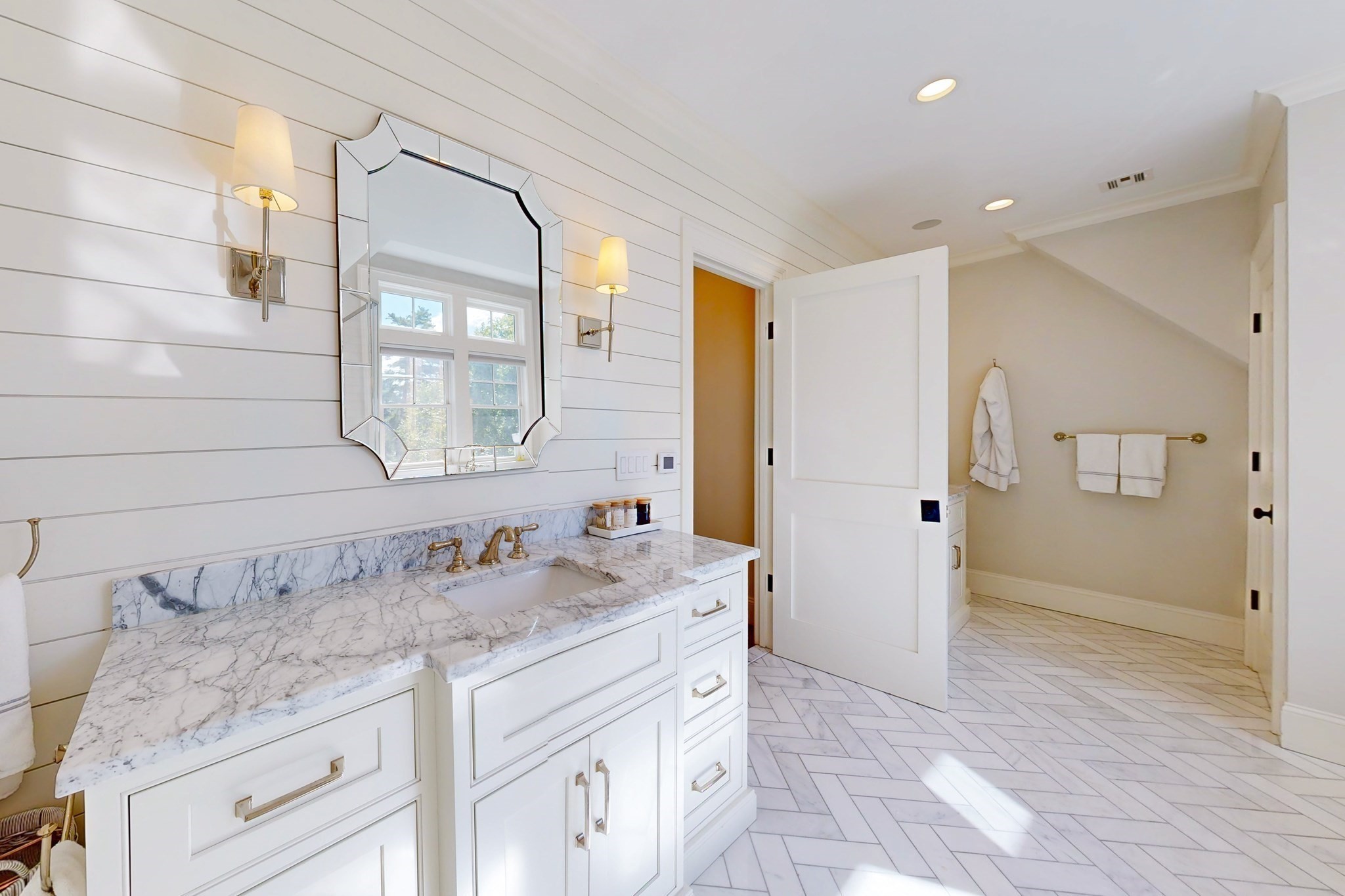 370 Grove St, Needham, MA 02492 - Image 18