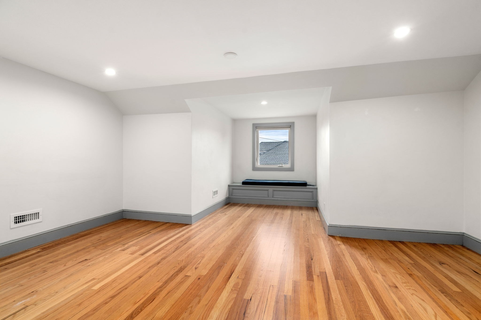 588 Gallivan Blvd, Dorchester, Boston, MA 02124 - Image 25