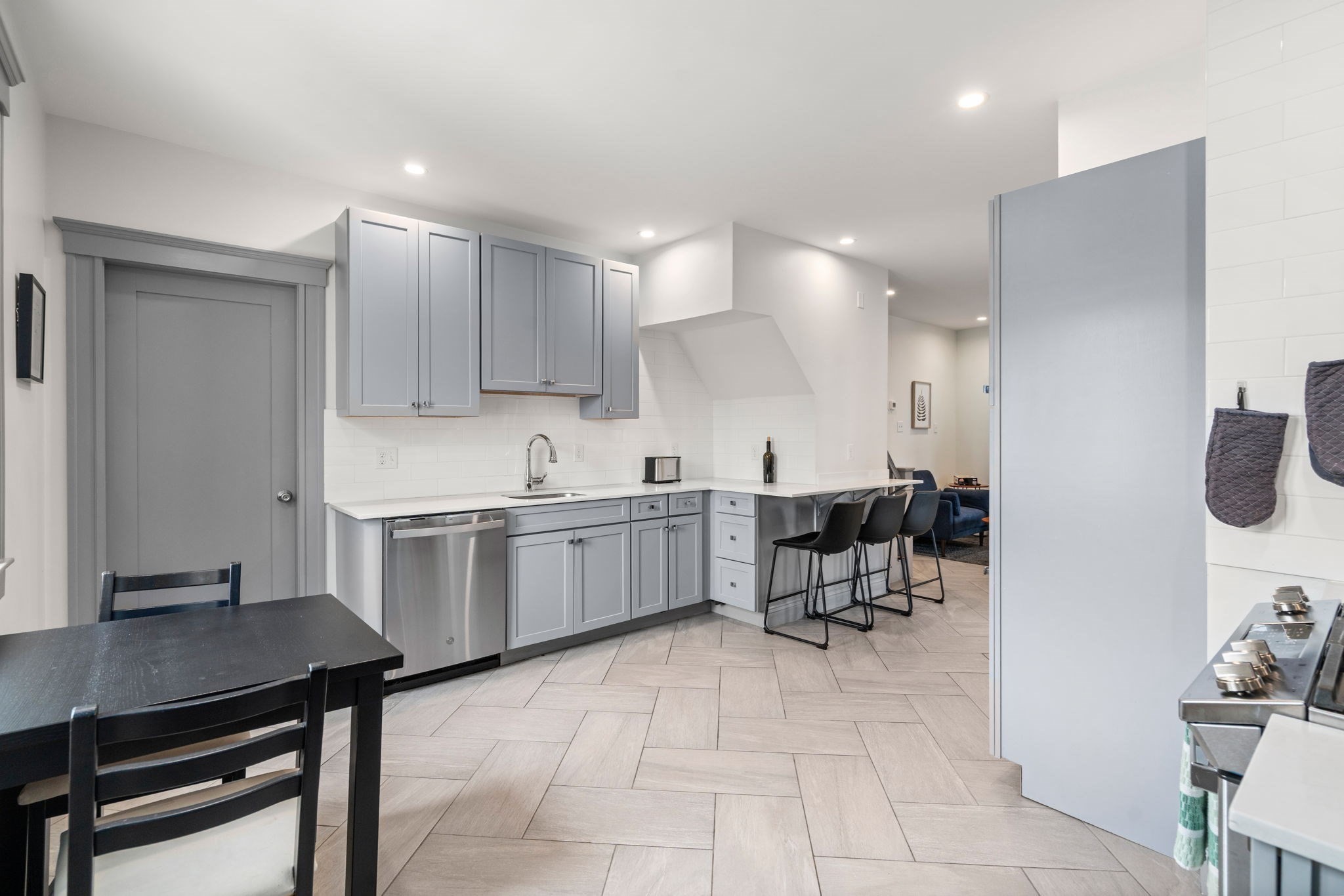 588 Gallivan Blvd, Dorchester, Boston, MA 02124 - Image 27