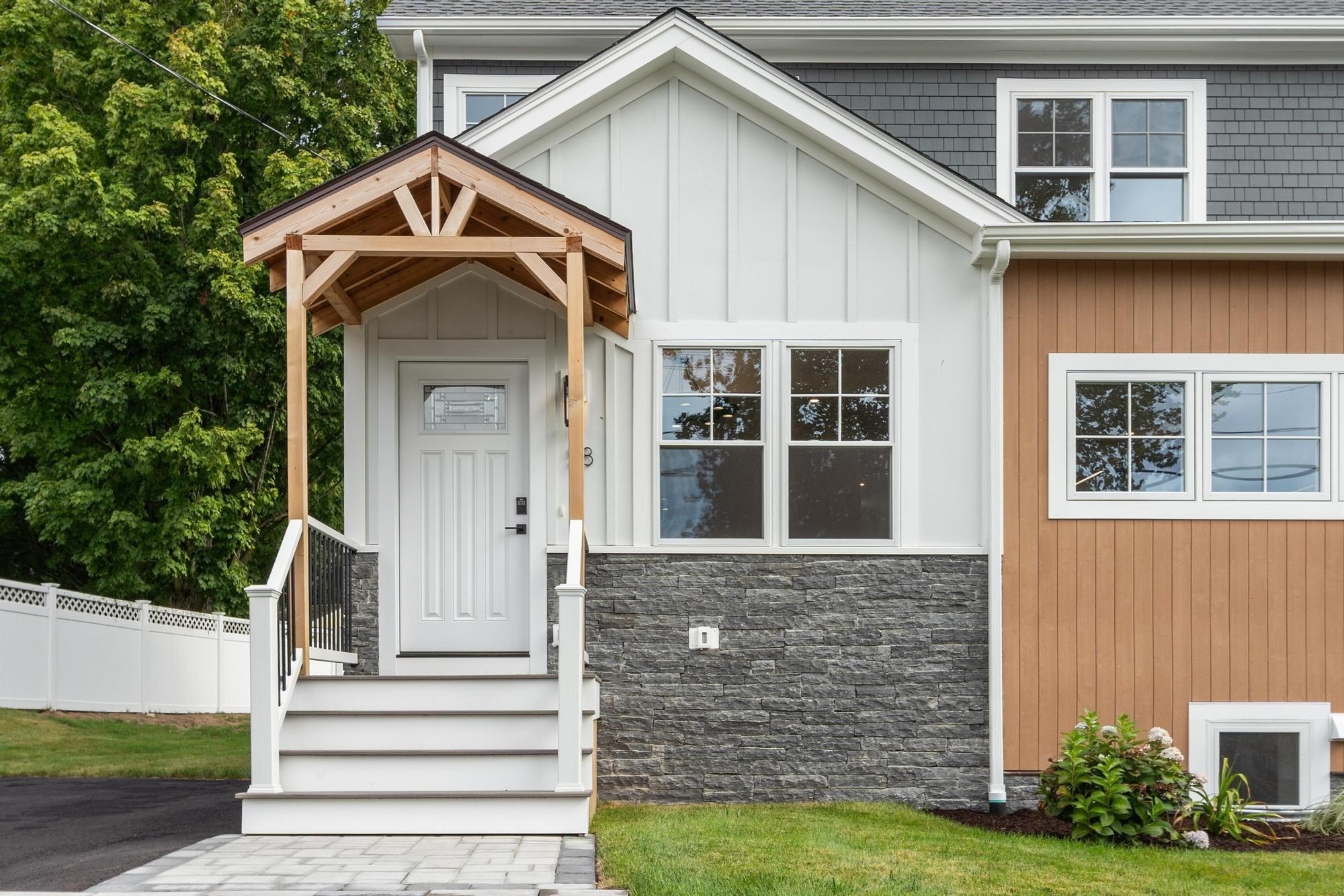 58 Neillian Street Unit 58, Bedford, MA 01730