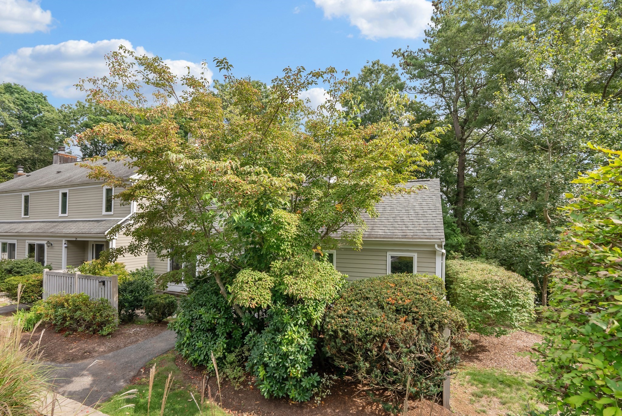 23 Fifer Ln Unit 23, Lexington, MA 02420