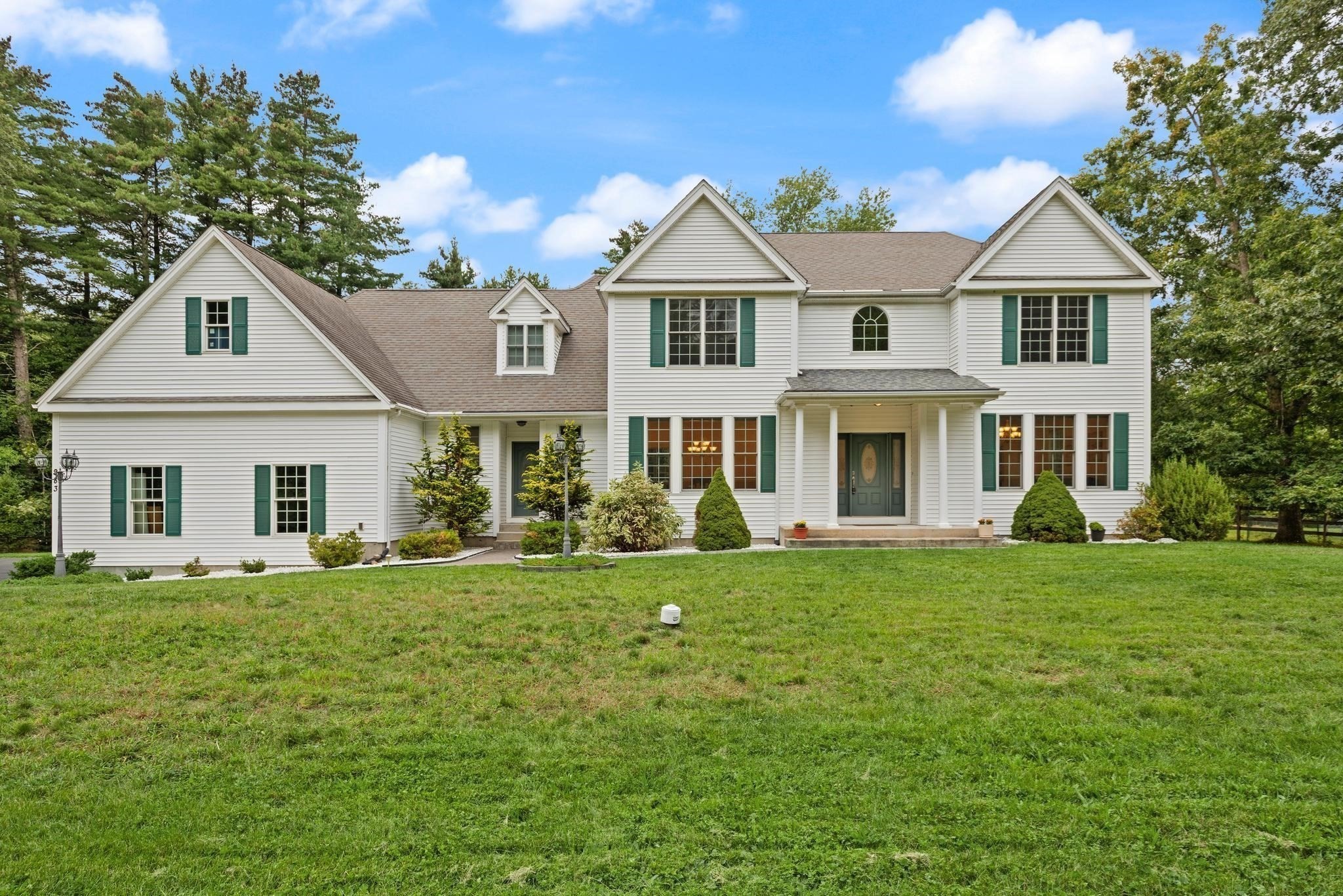 983 Depot Rd, Boxborough, MA 01719