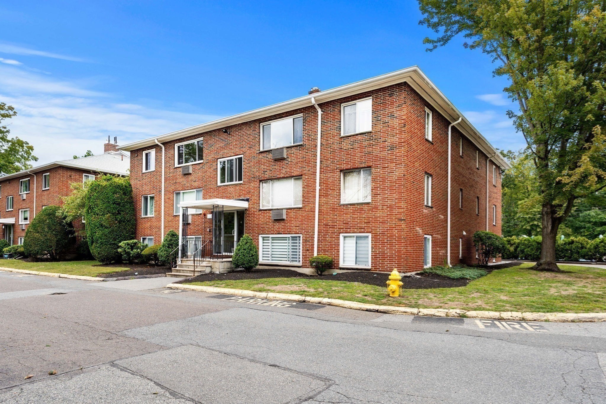 3 Albert Dr Unit 11, Woburn, MA 01801 - Image 14