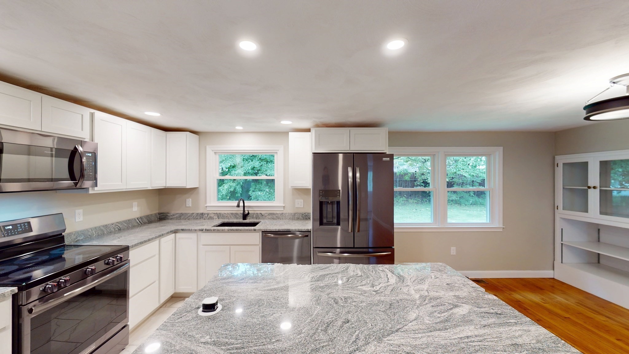 36 Stuart Ave, Leominster, MA 01453 - Image 8