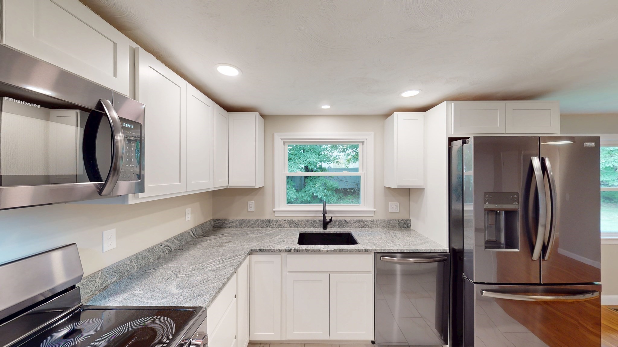 36 Stuart Ave, Leominster, MA 01453 - Image 9