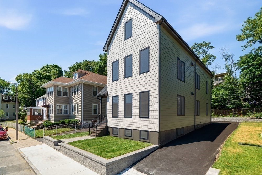 32 McKone Street, Dorchester, Boston, MA 02122 - Image 11