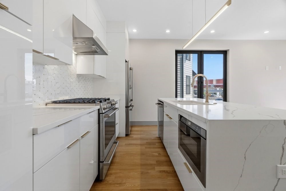 32 McKone Street, Dorchester, Boston, MA 02122 - Image 9