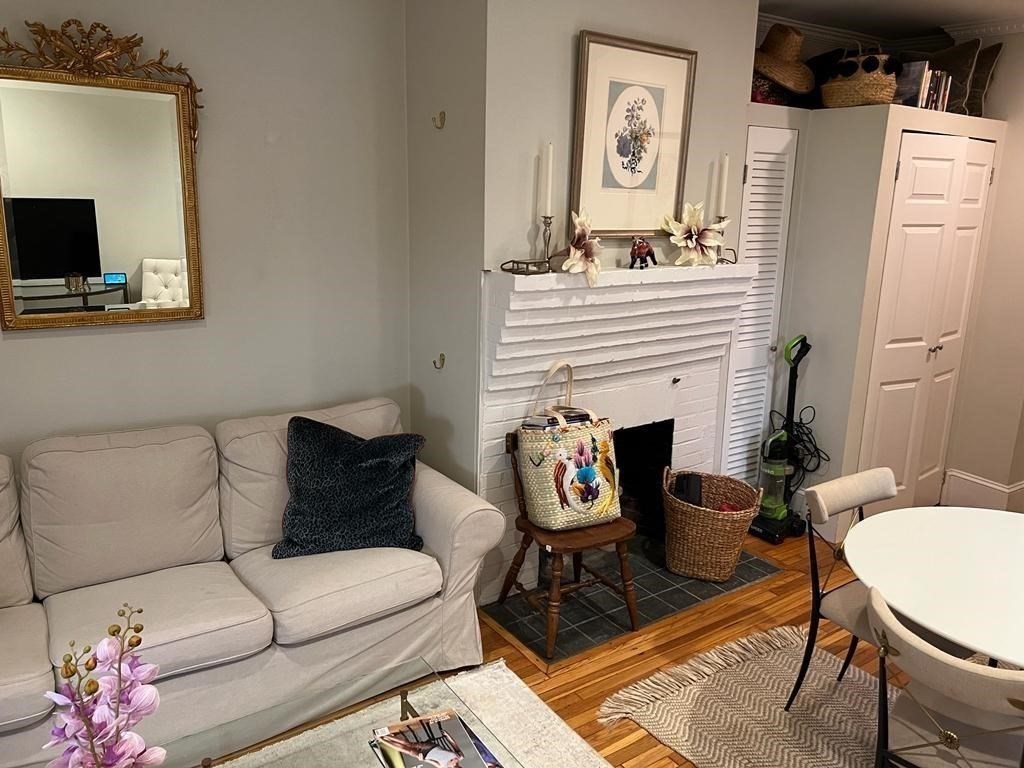 41 Revere St Unit 4, Beacon Hill, Boston, MA 02114 - Image 4