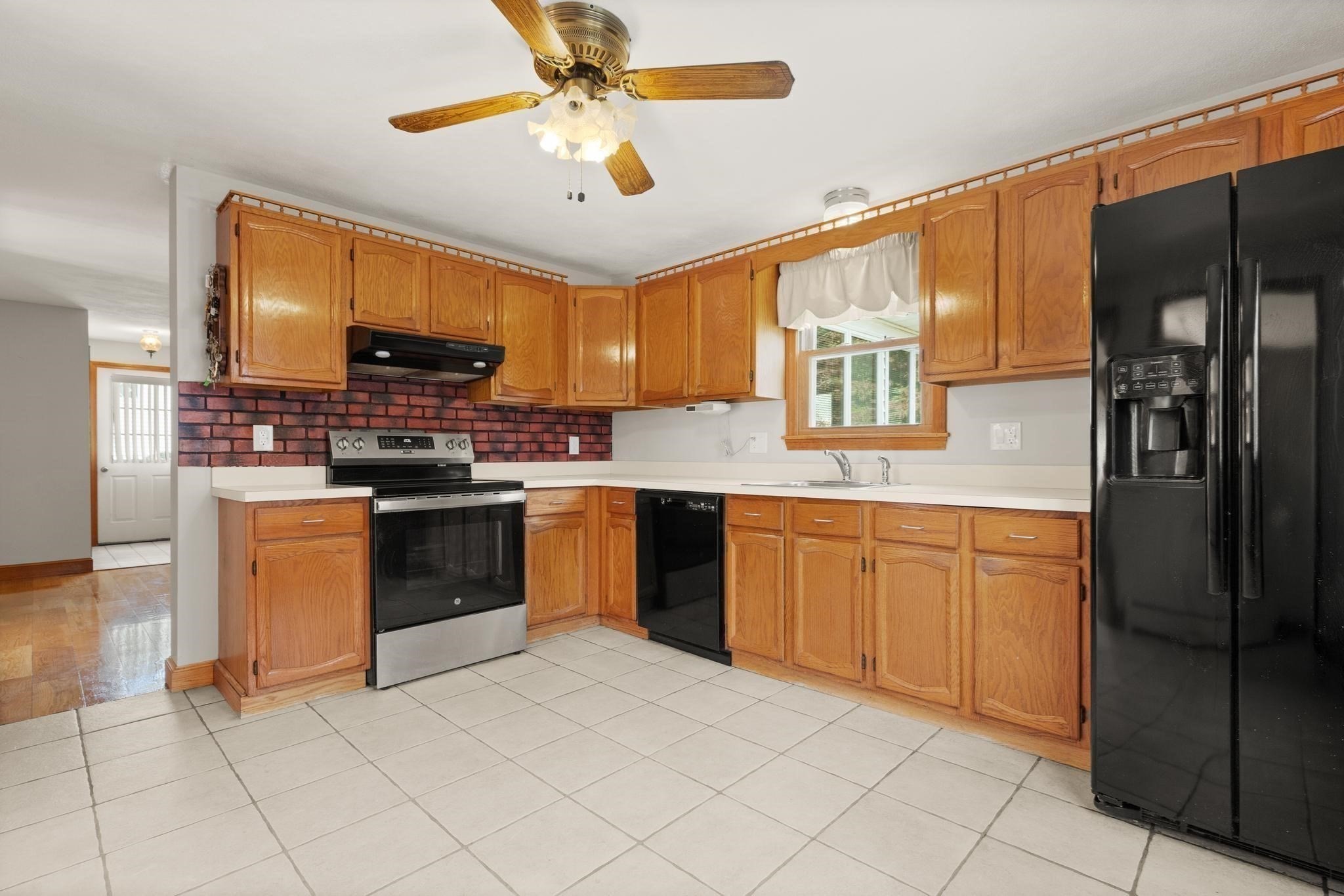 8 Short St, Medford, MA 02155 - Image 26