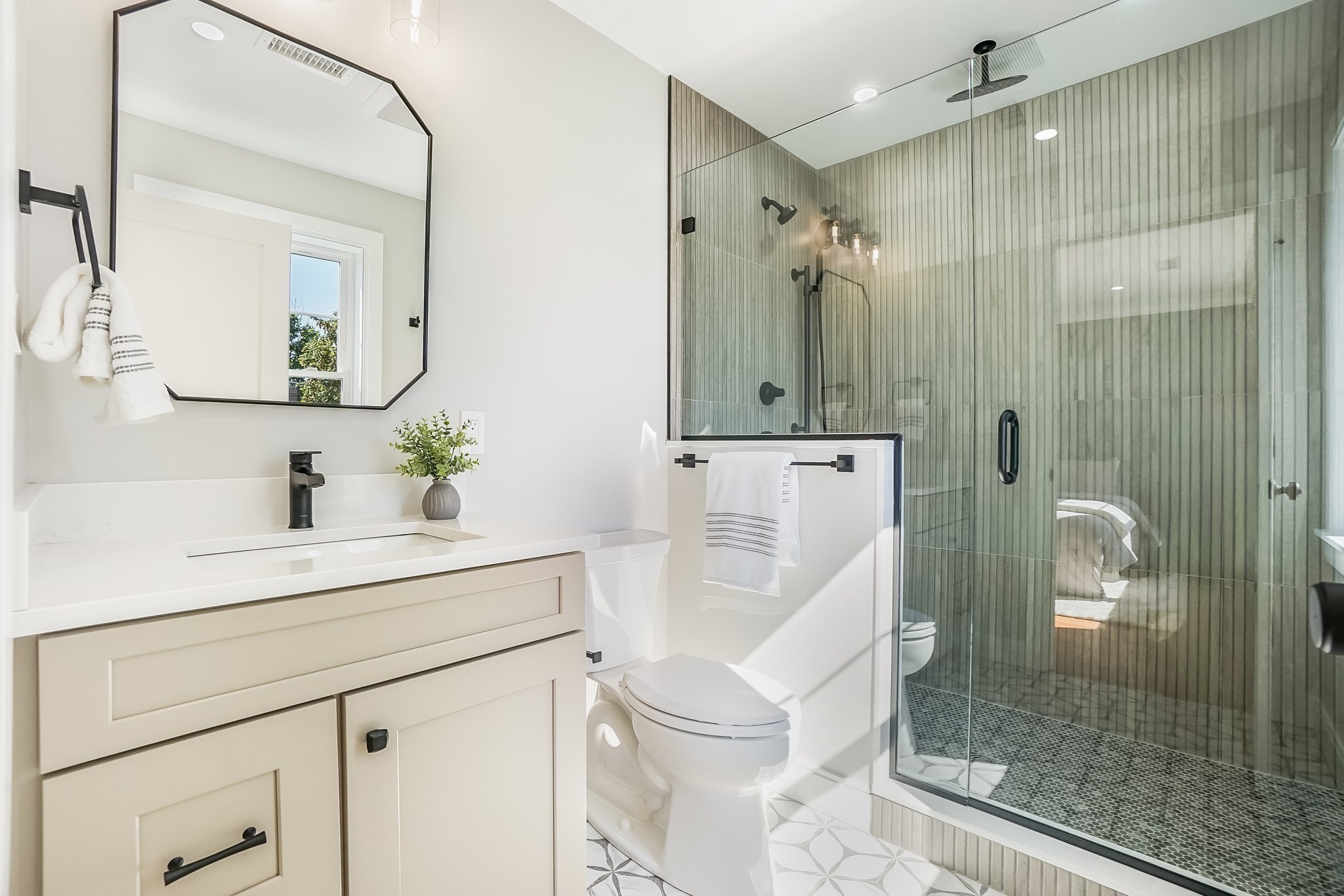 30 Maple St Unit 2, Waltham, MA 02453 - Image 19