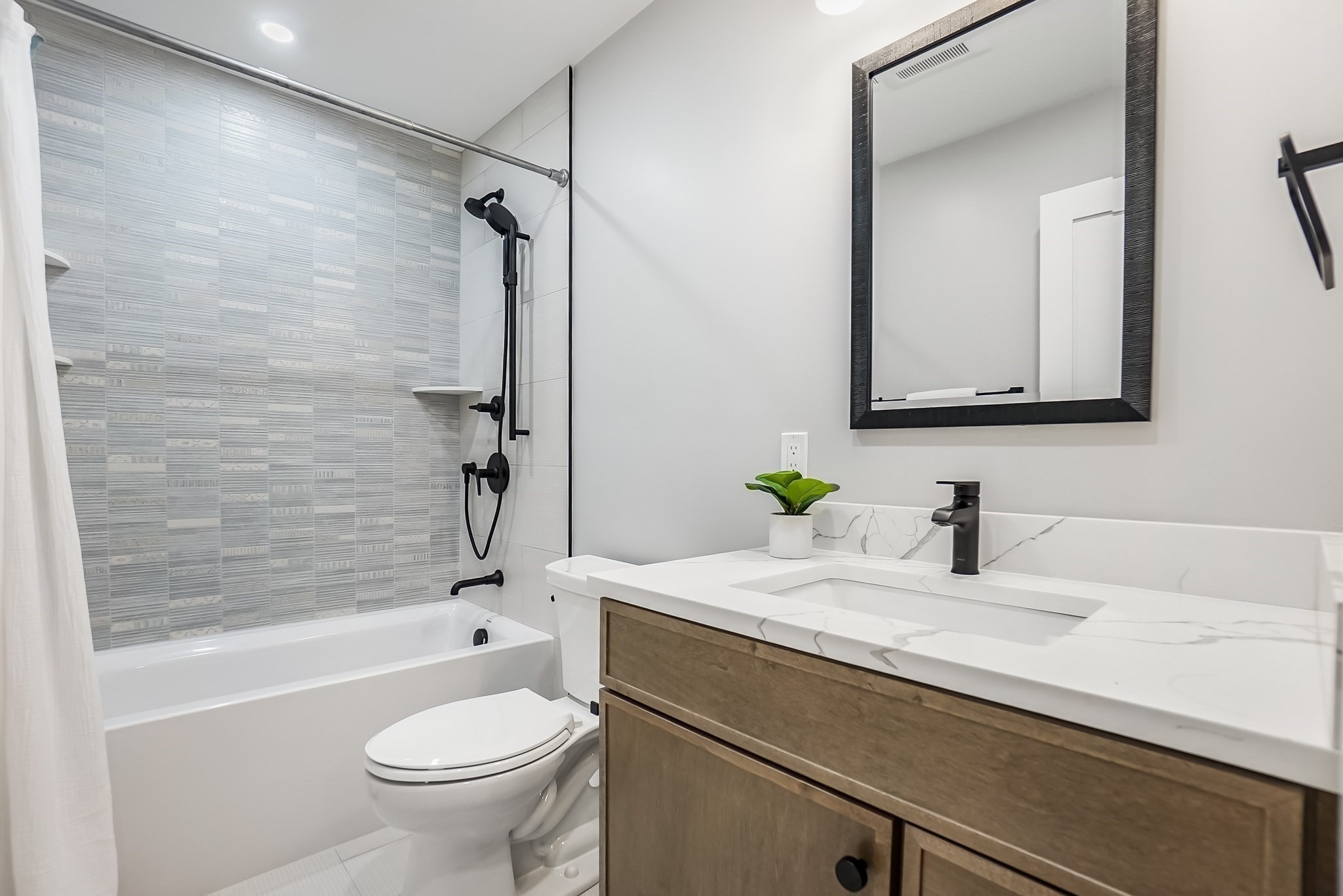 30 Maple St Unit 2, Waltham, MA 02453 - Image 26