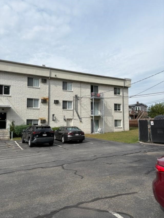 24 Inman St Unit 3, Lawrence, MA 01843 - Image 2