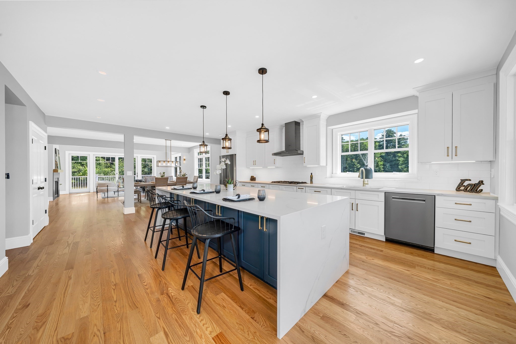11 Adams Ln Unit 11, Sherborn, MA 01770