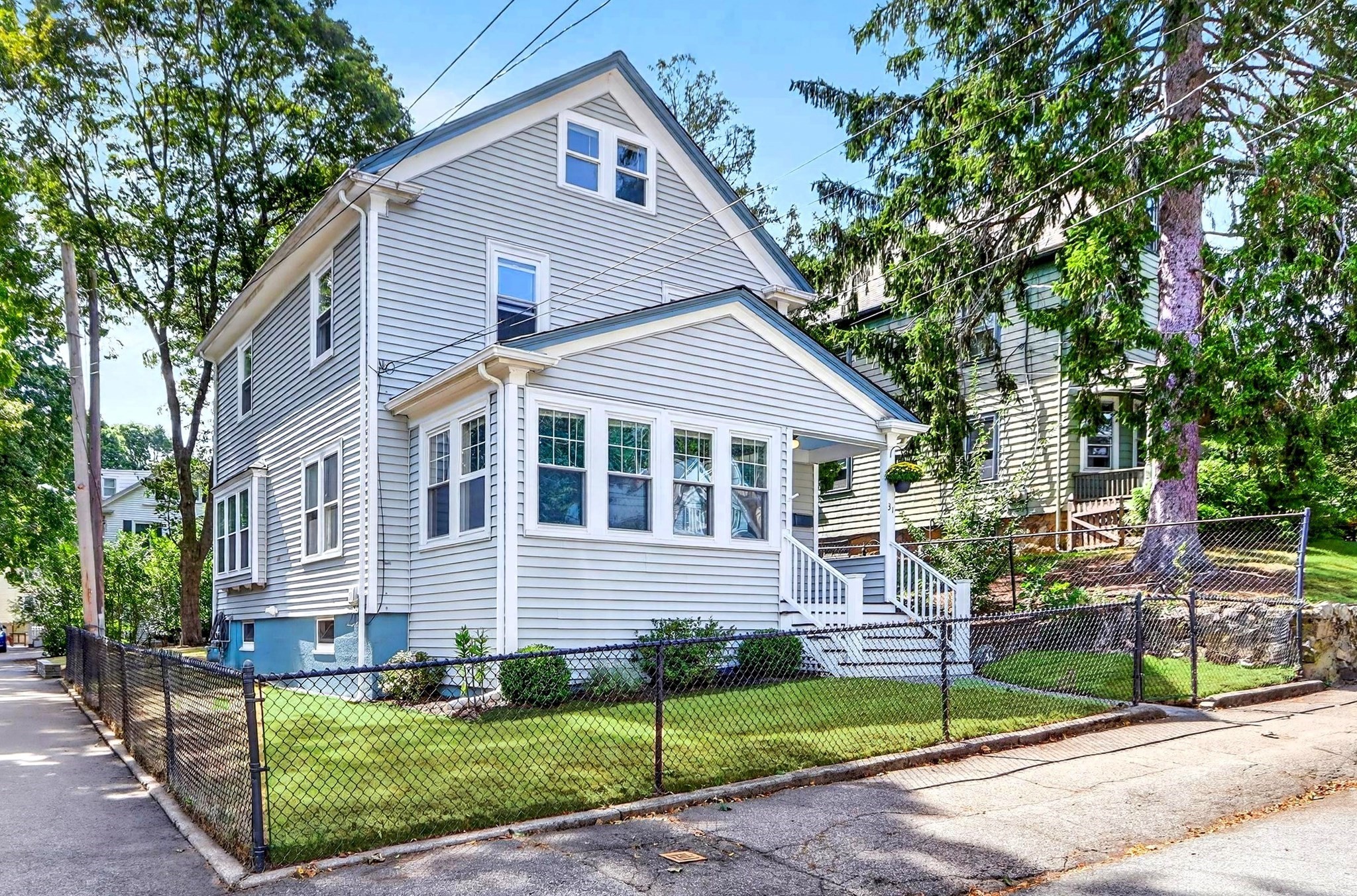 31 Greenhood St, Dedham, MA 02026
