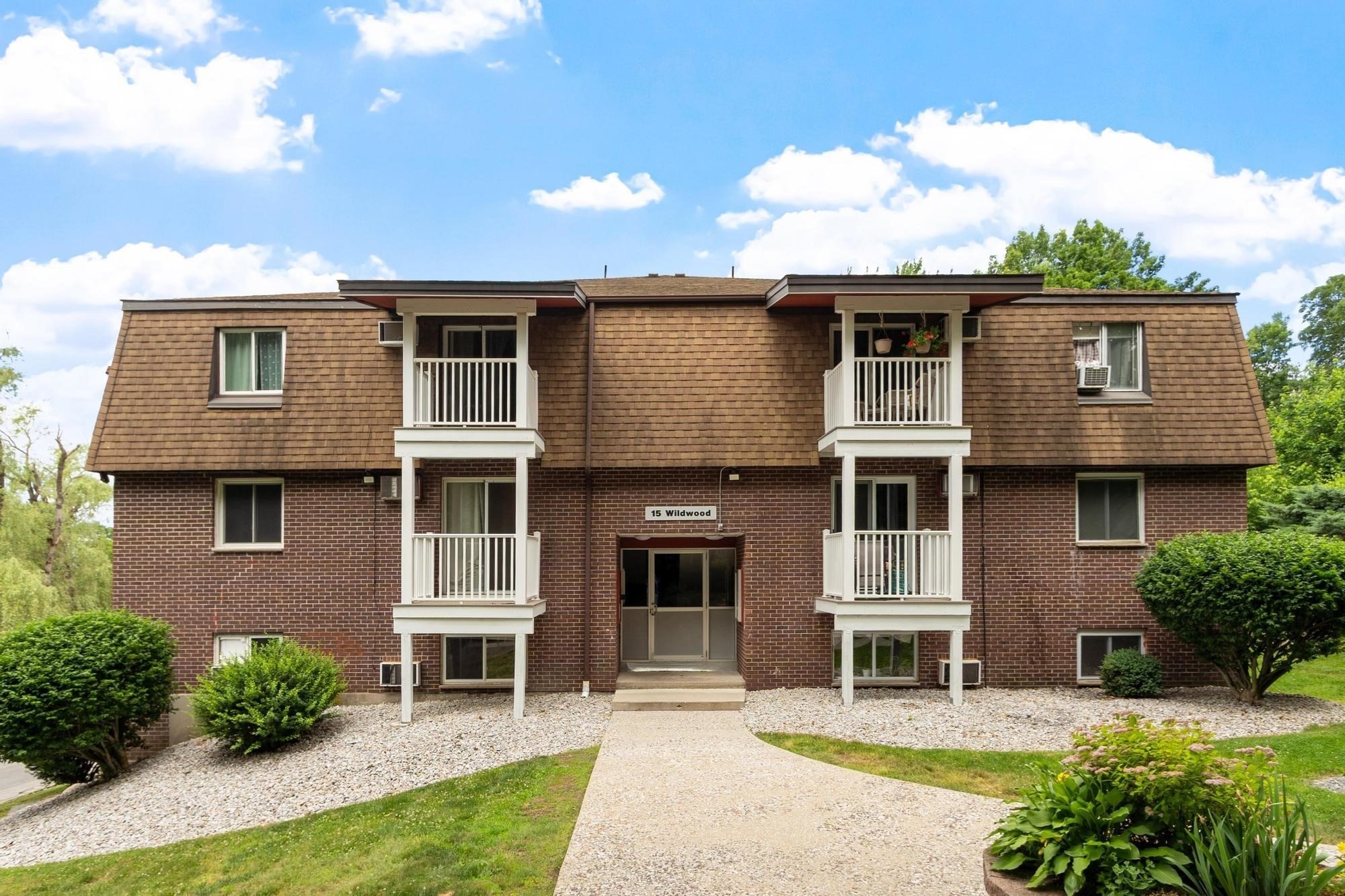 15 Wildwood Unit 19, Dracut, MA 01826