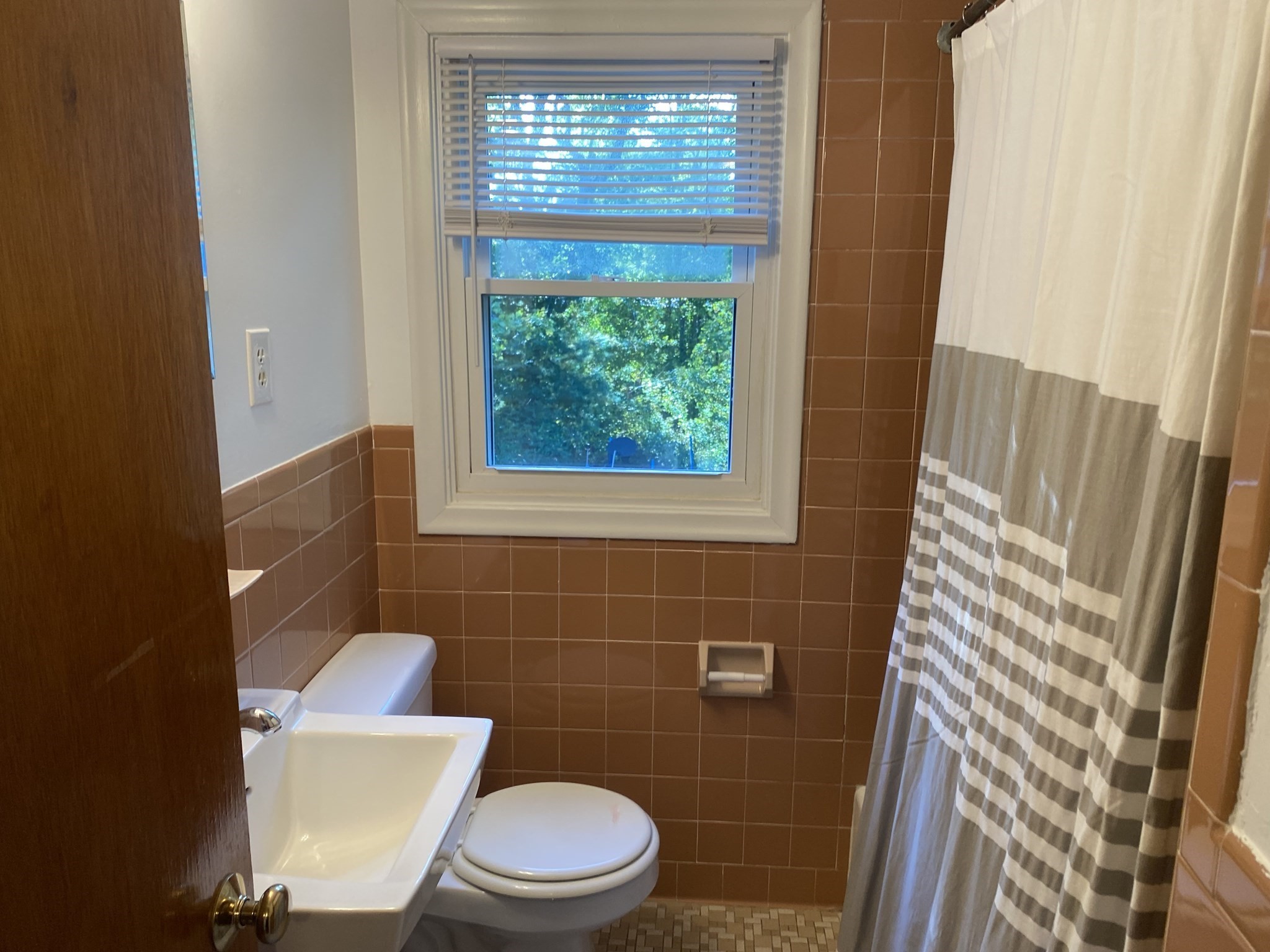 163 Maple St Unit 163, Needham, MA 02492 - Image 14