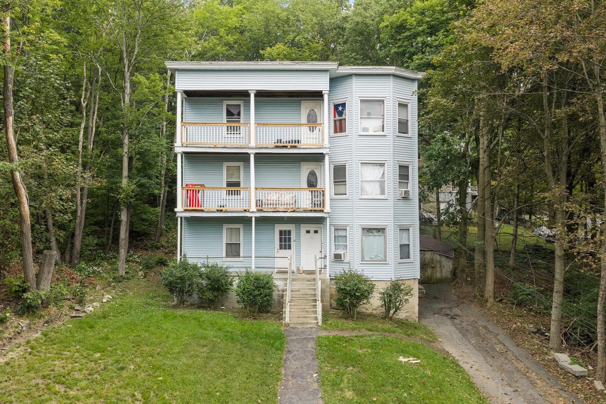 11 Nutting St, Fitchburg, MA 01420