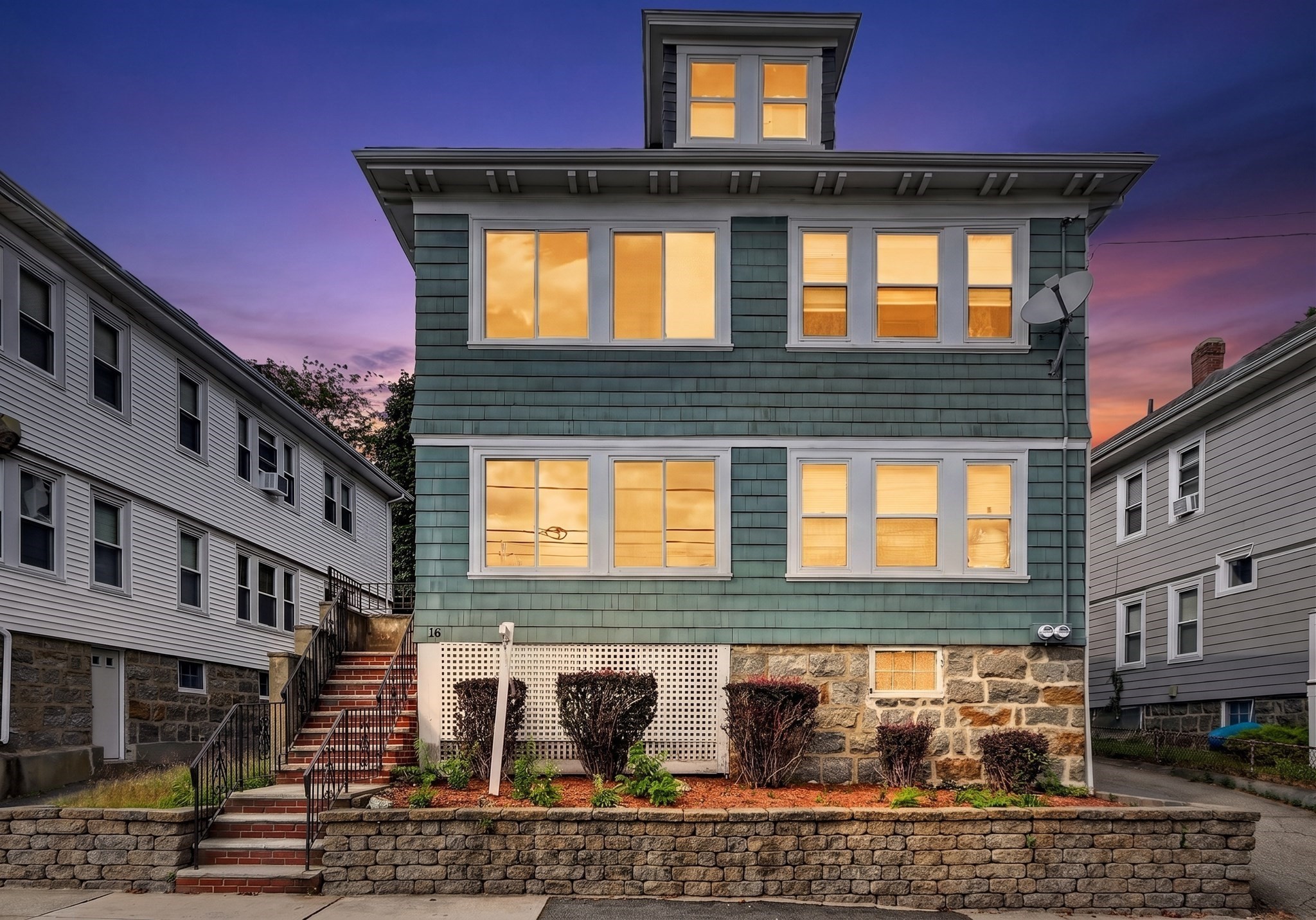 18 Franconia St, Dorchester, Boston, MA 02122