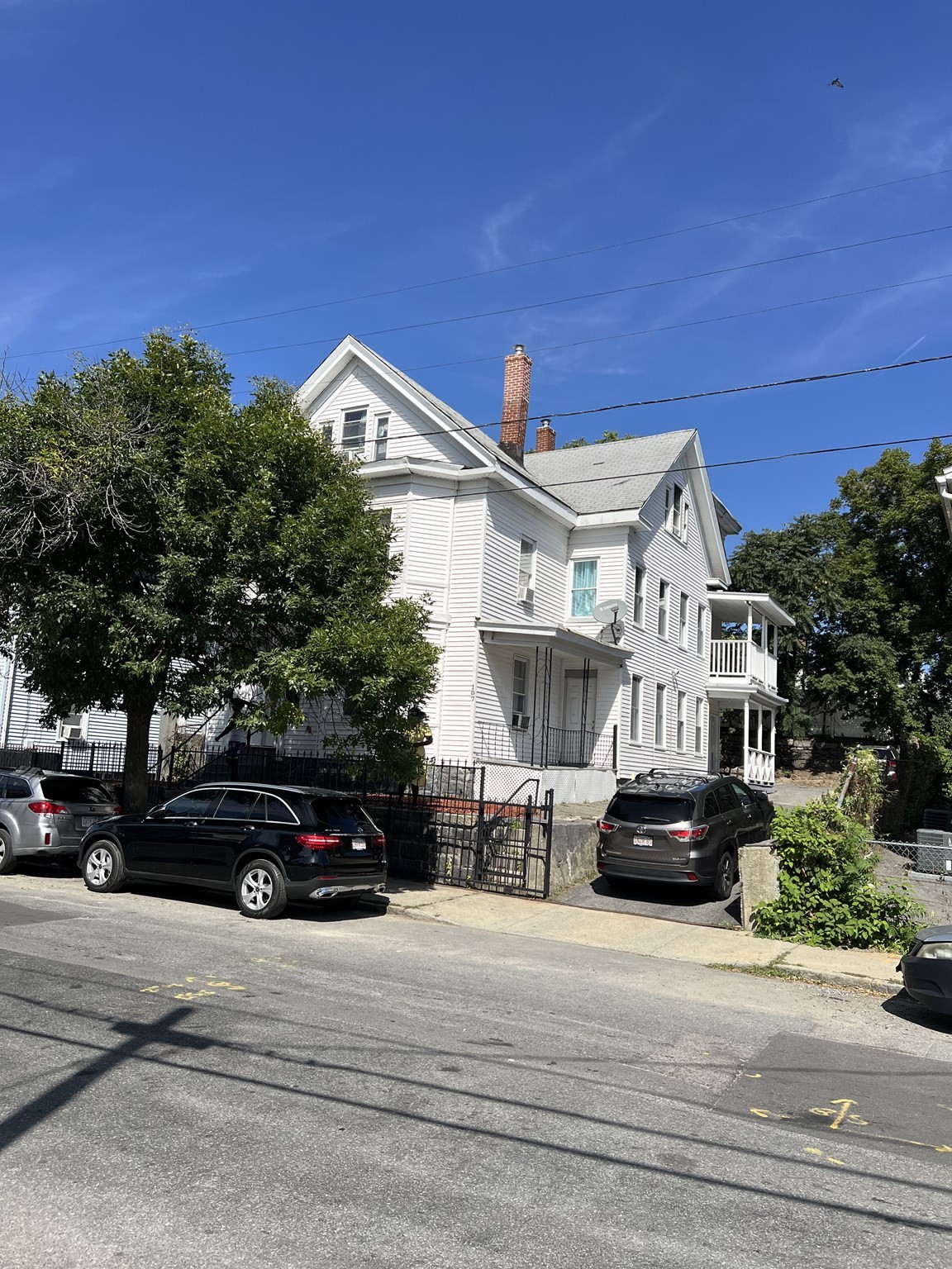 107 Oxford Street, Lawrence, MA 01841