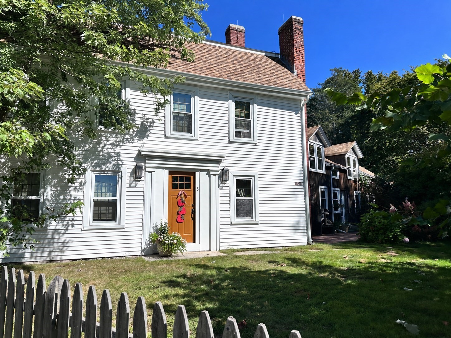 5 Putnam Hill Rd, Sutton, MA 01590