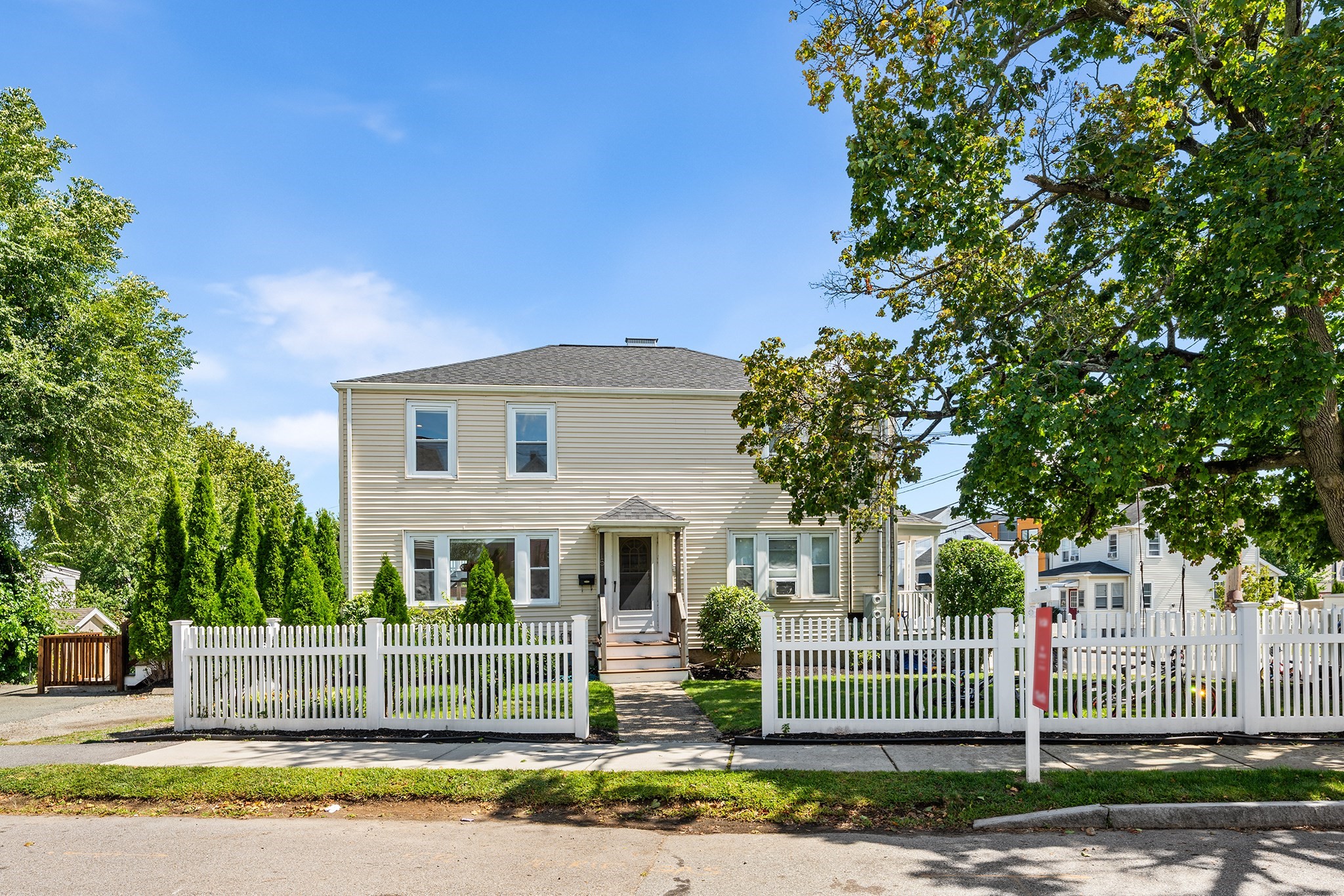 5 Falmouth Rd Unit 5, Watertown, MA 02472