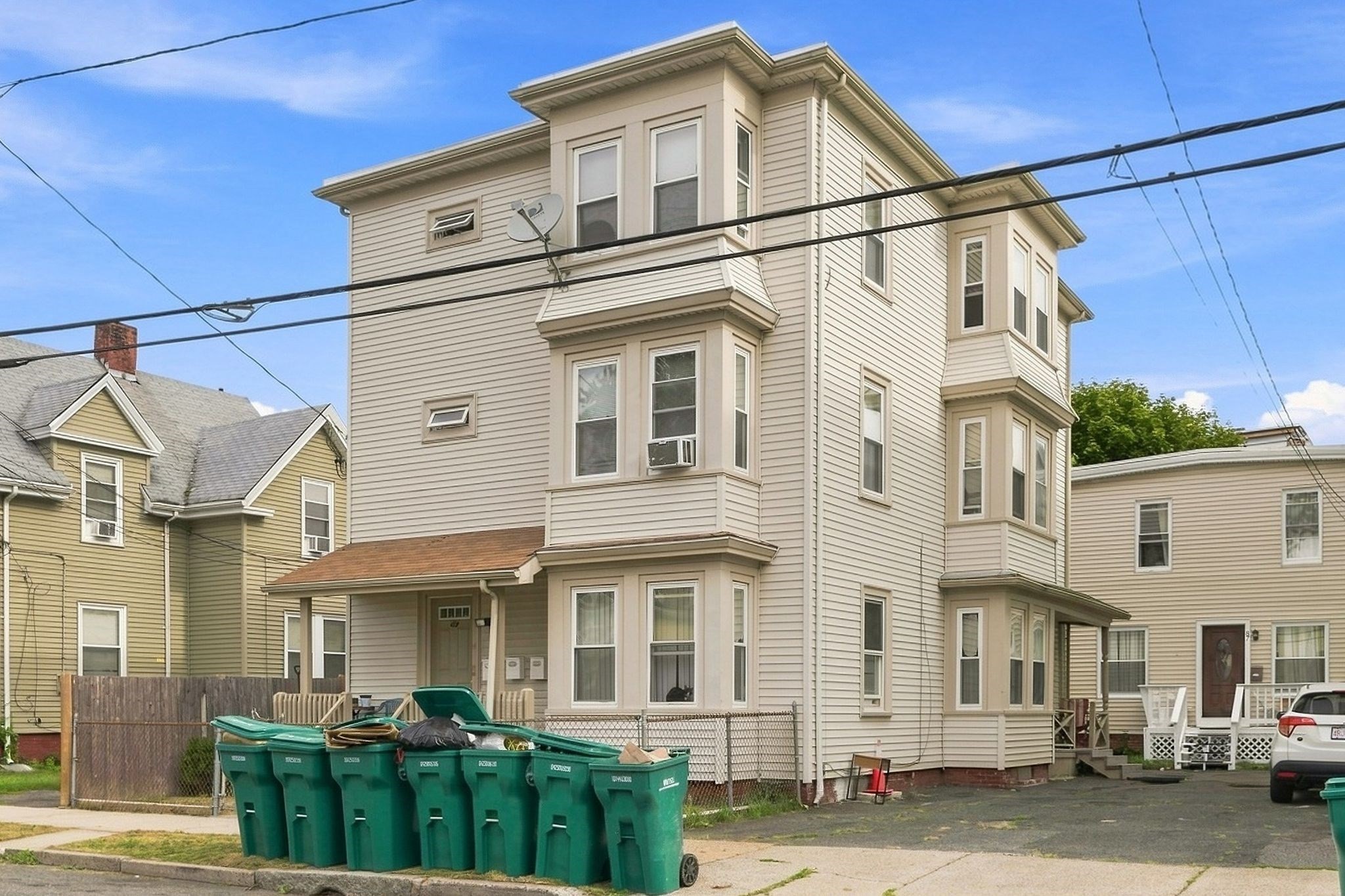 89 Eutaw Ave, Lynn, MA 01902