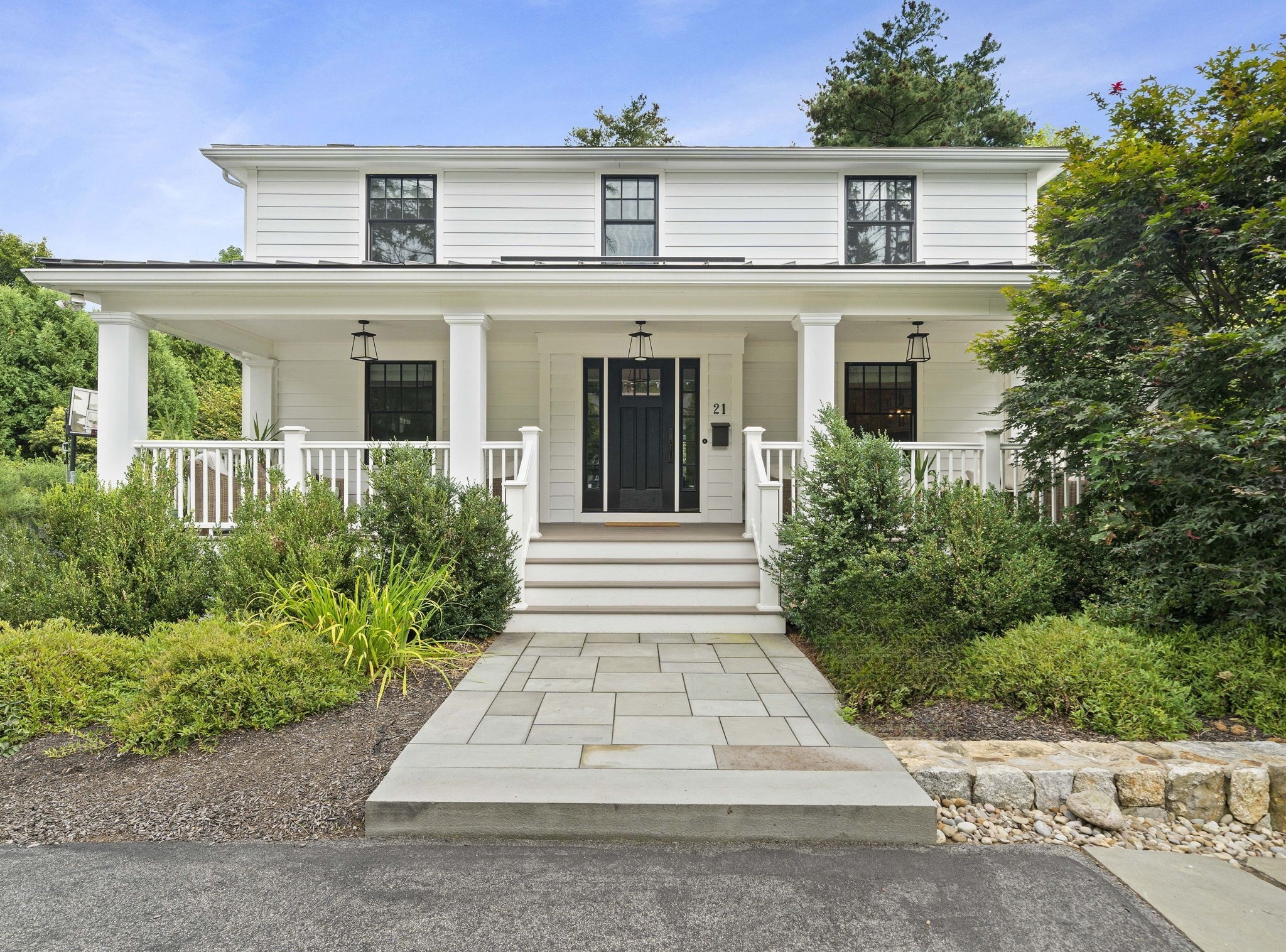 21 Elmwood Rd, Wellesley, MA 02481