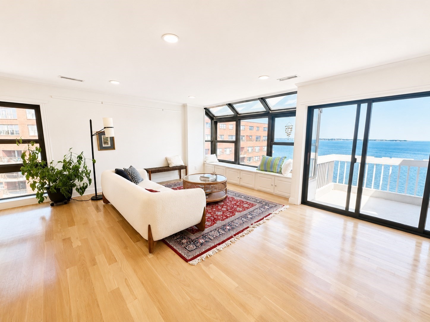 1 Seal Harbor Unit 916, Winthrop, MA 02152