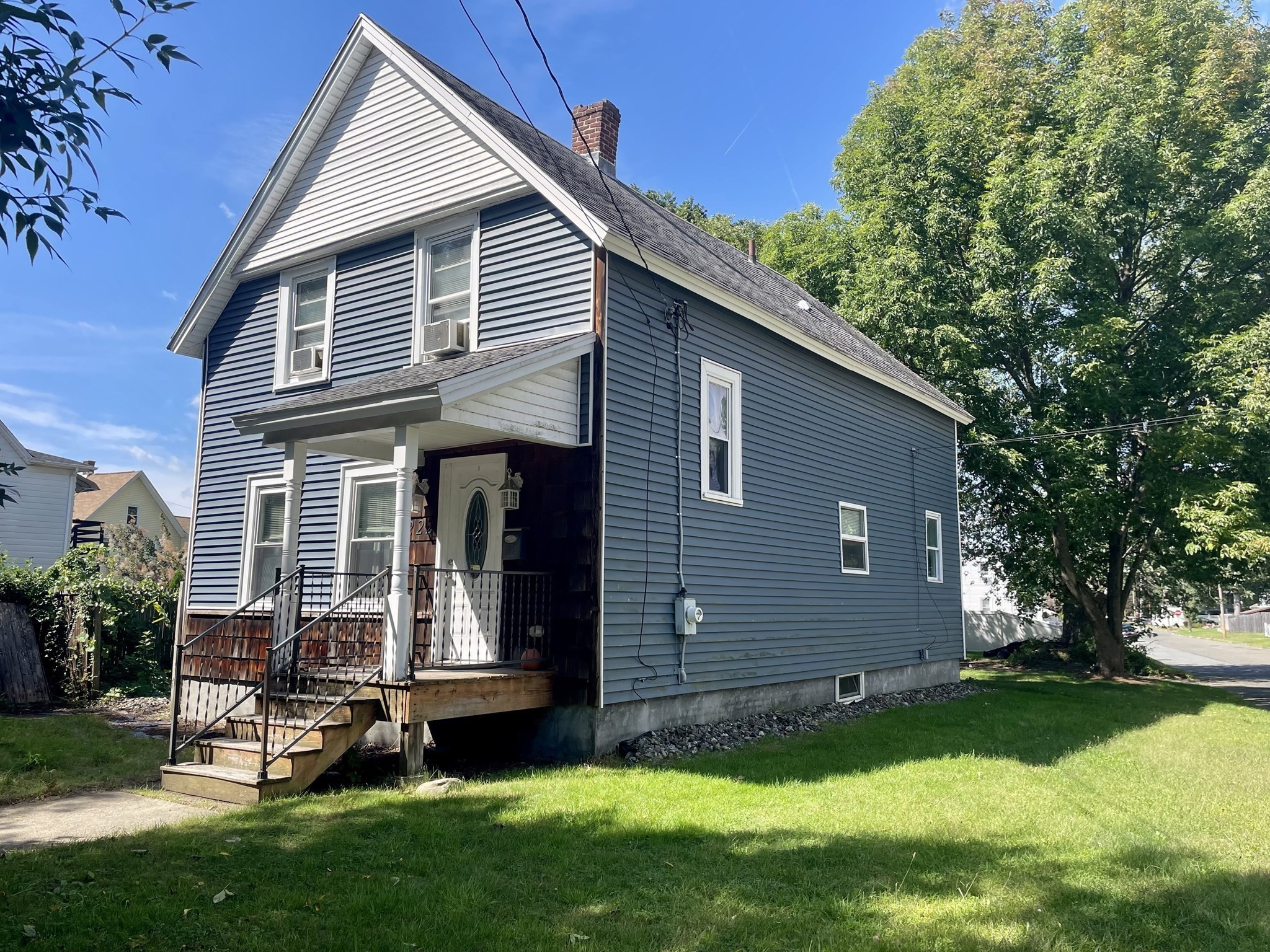 222 Parker St, Springfield, MA 01151