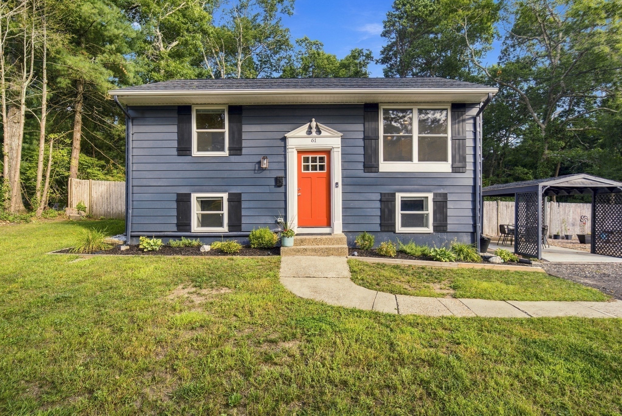 61 Esta Road, Plymouth, MA 02360