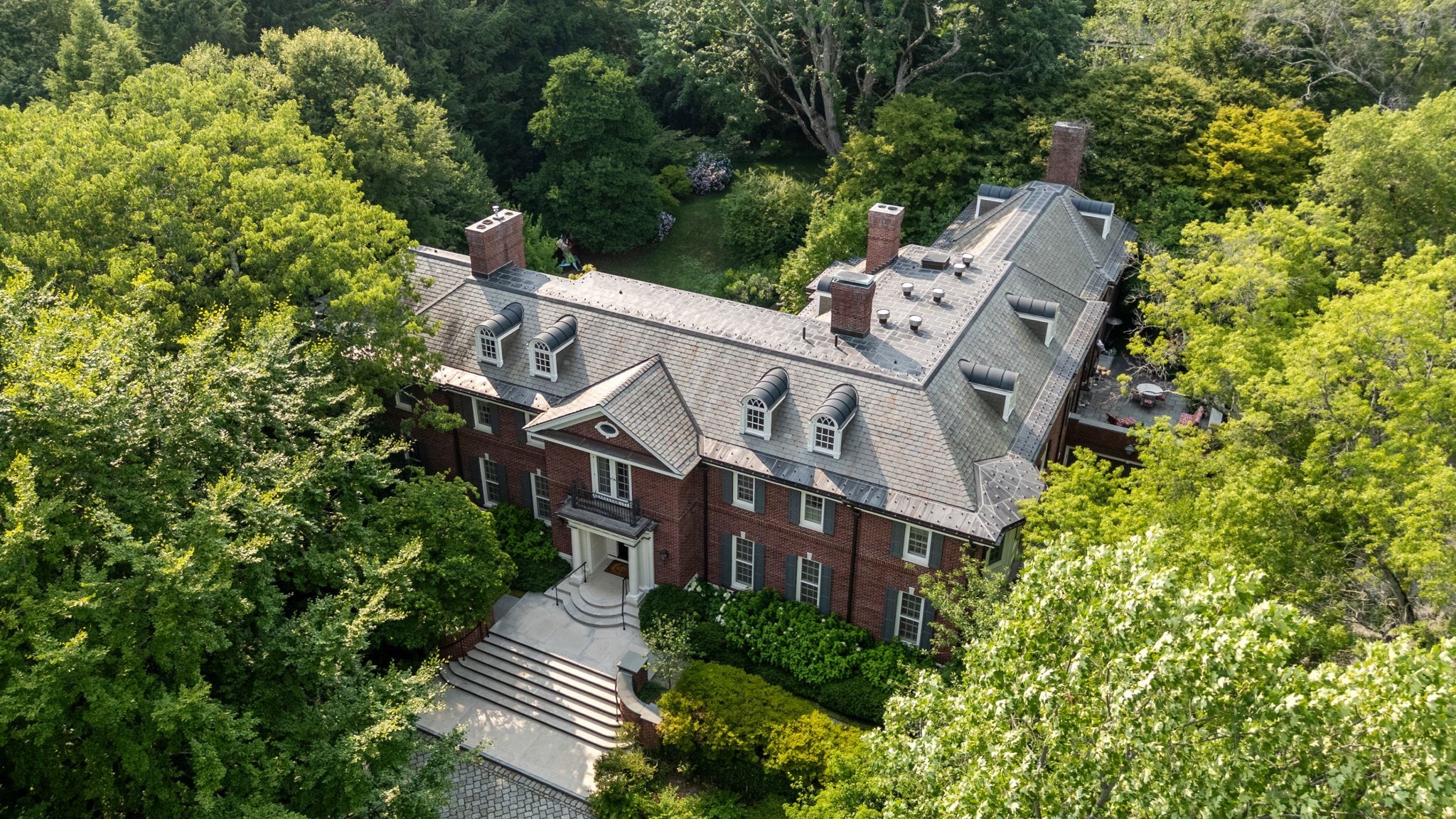381 Warren Street, Brookline, MA 02445