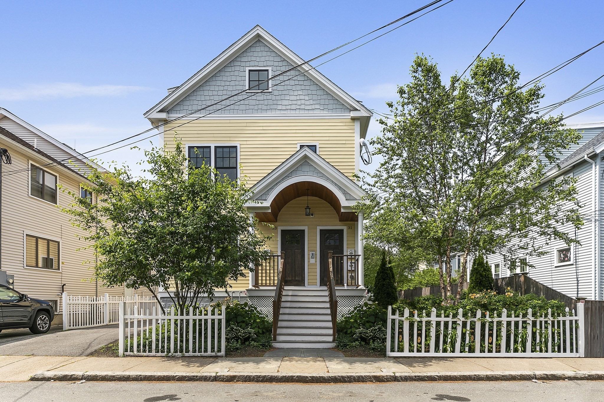 33 Clyde St Unit 1, Somerville, MA 02145