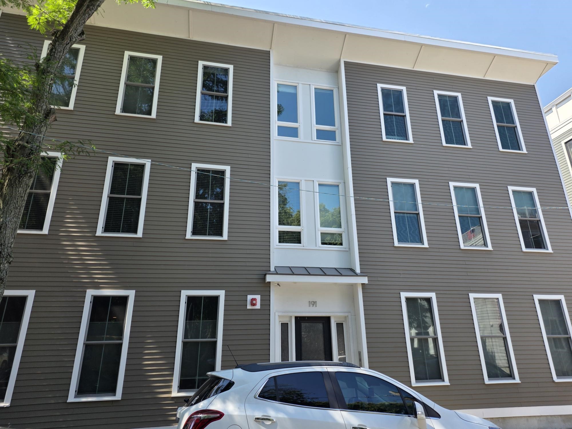 191 W 8th St Unit 1, South Boston, Boston, MA 02127