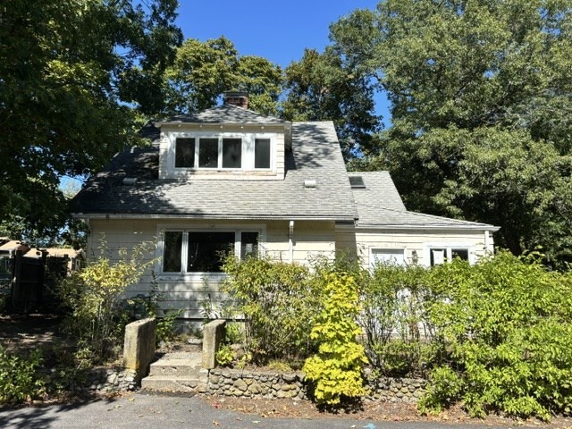 126 Lakehurst Ave, Weymouth, MA 02189