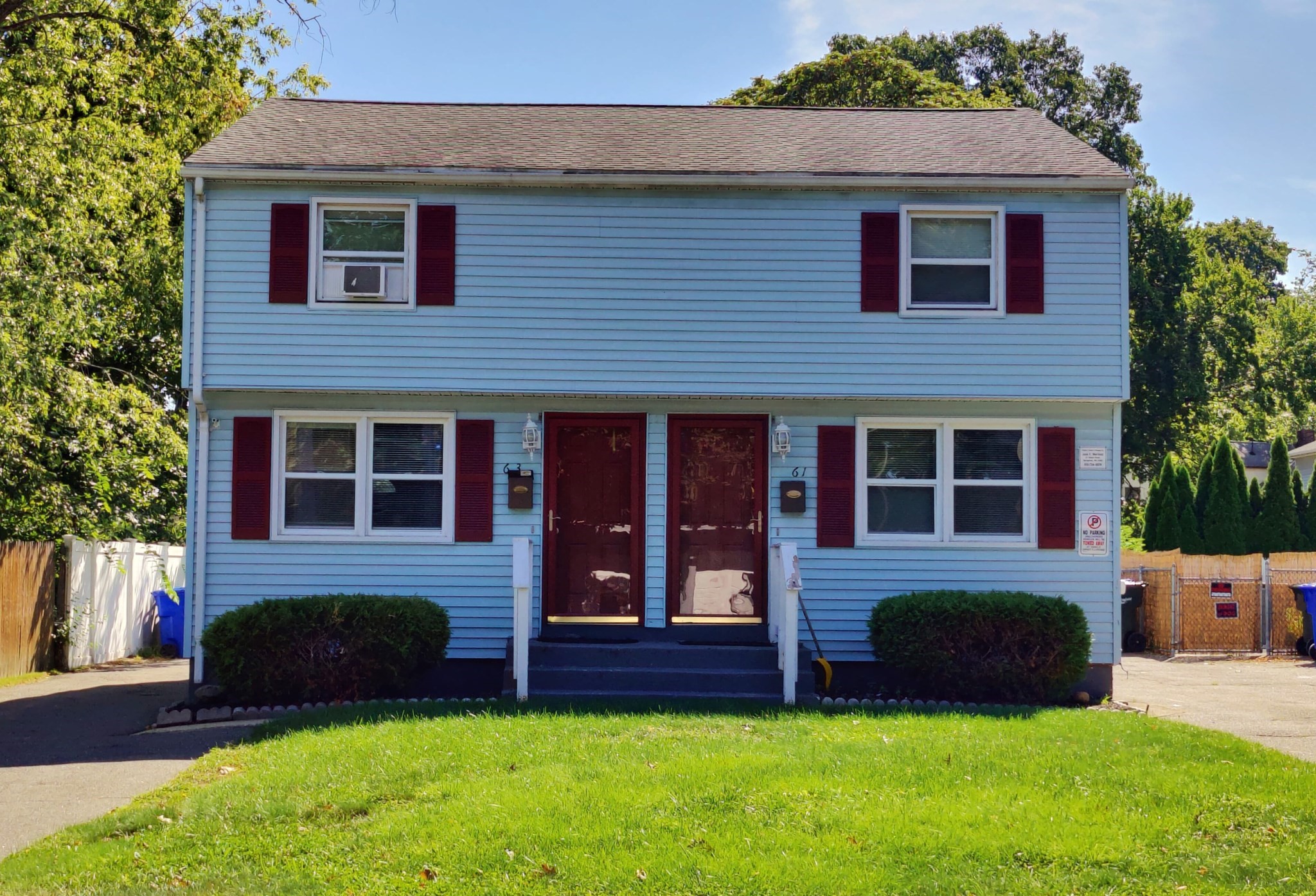 61 Wilson St, Springfield, MA 01104