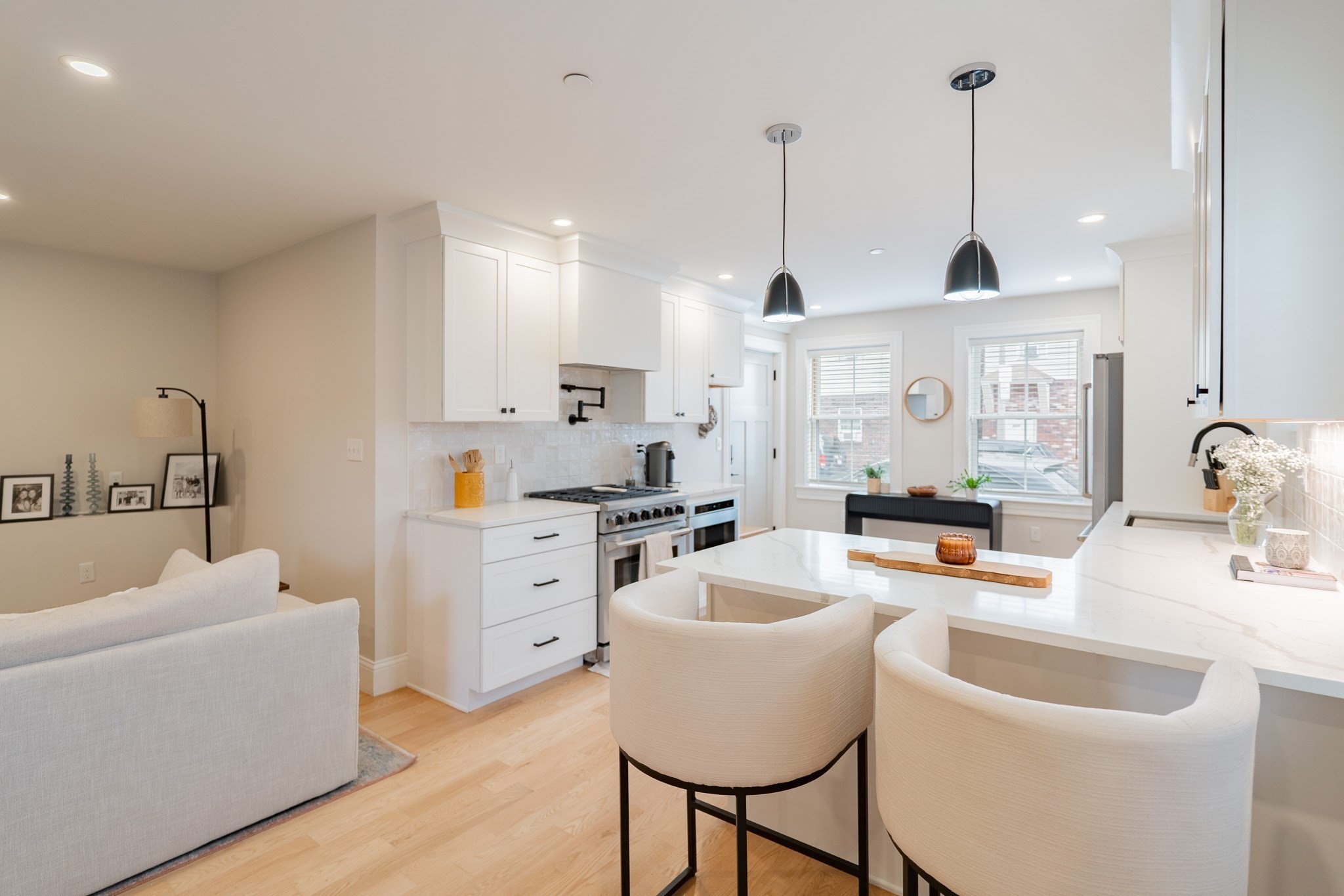226 Havre St Unit 1, Boston - East Boston, MA 02128