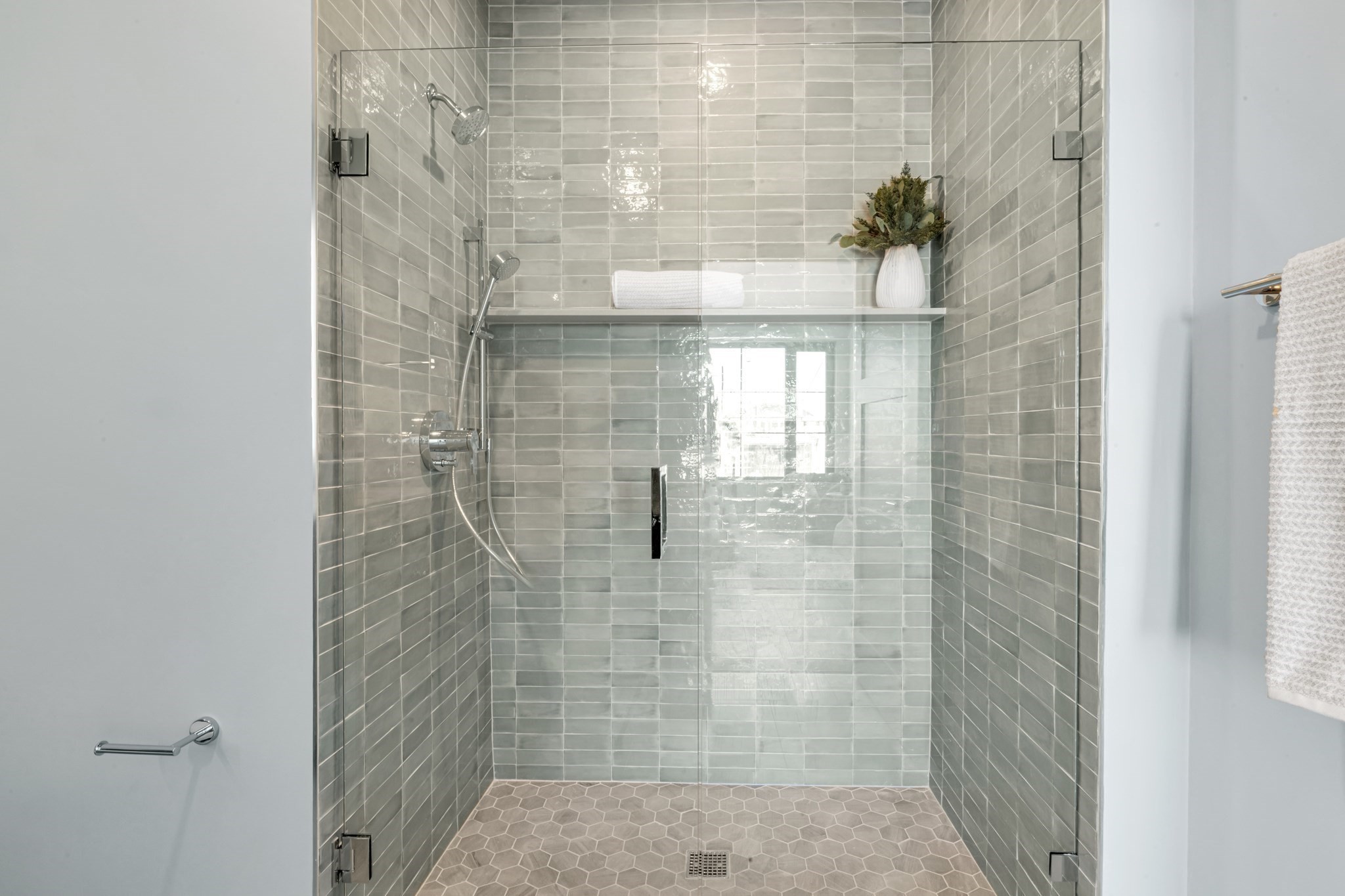 34 Oak Street Unit 202, Hyde Park, Boston, MA 02136 - Image 17